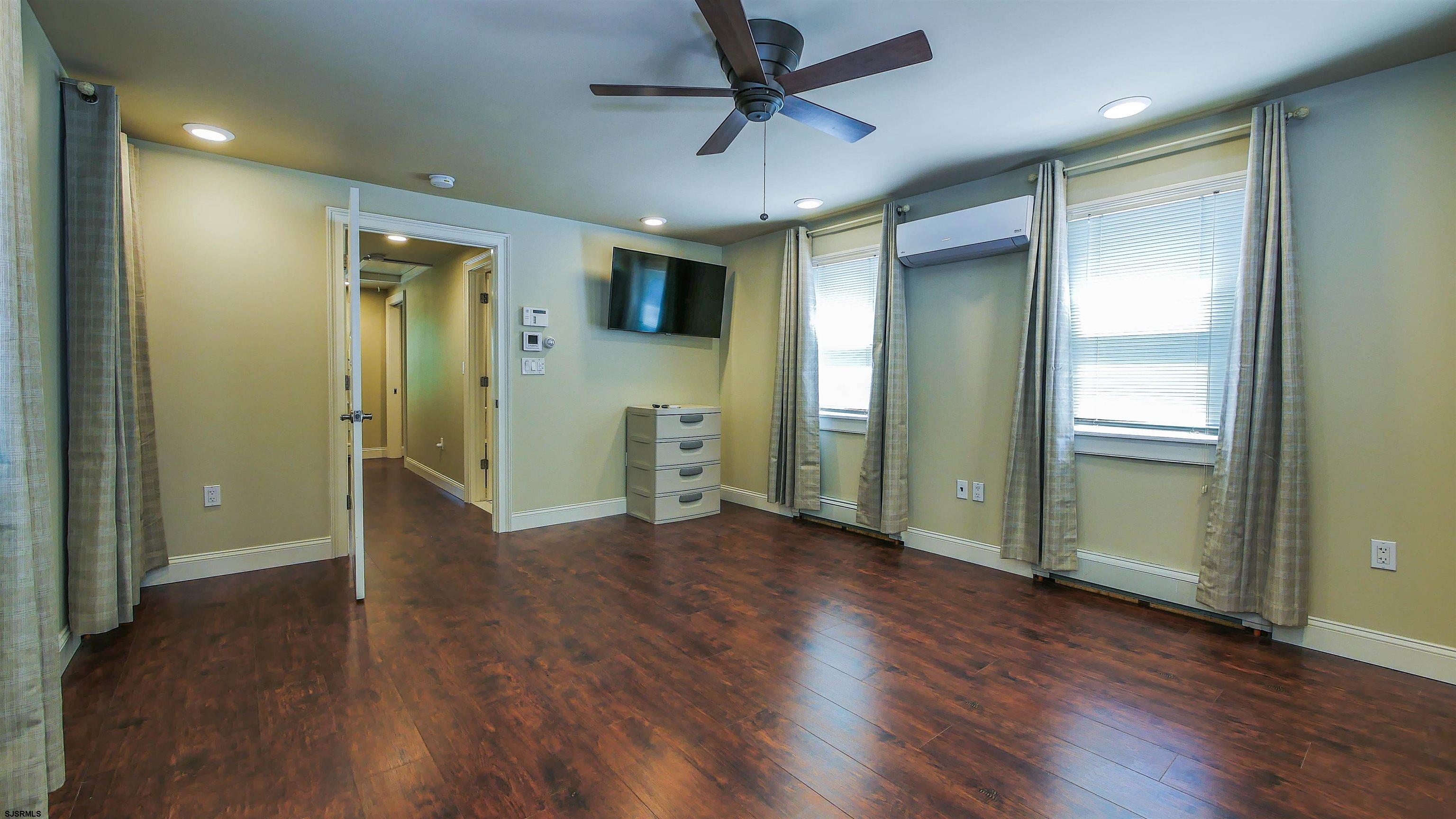 810 E Moss Mill Road