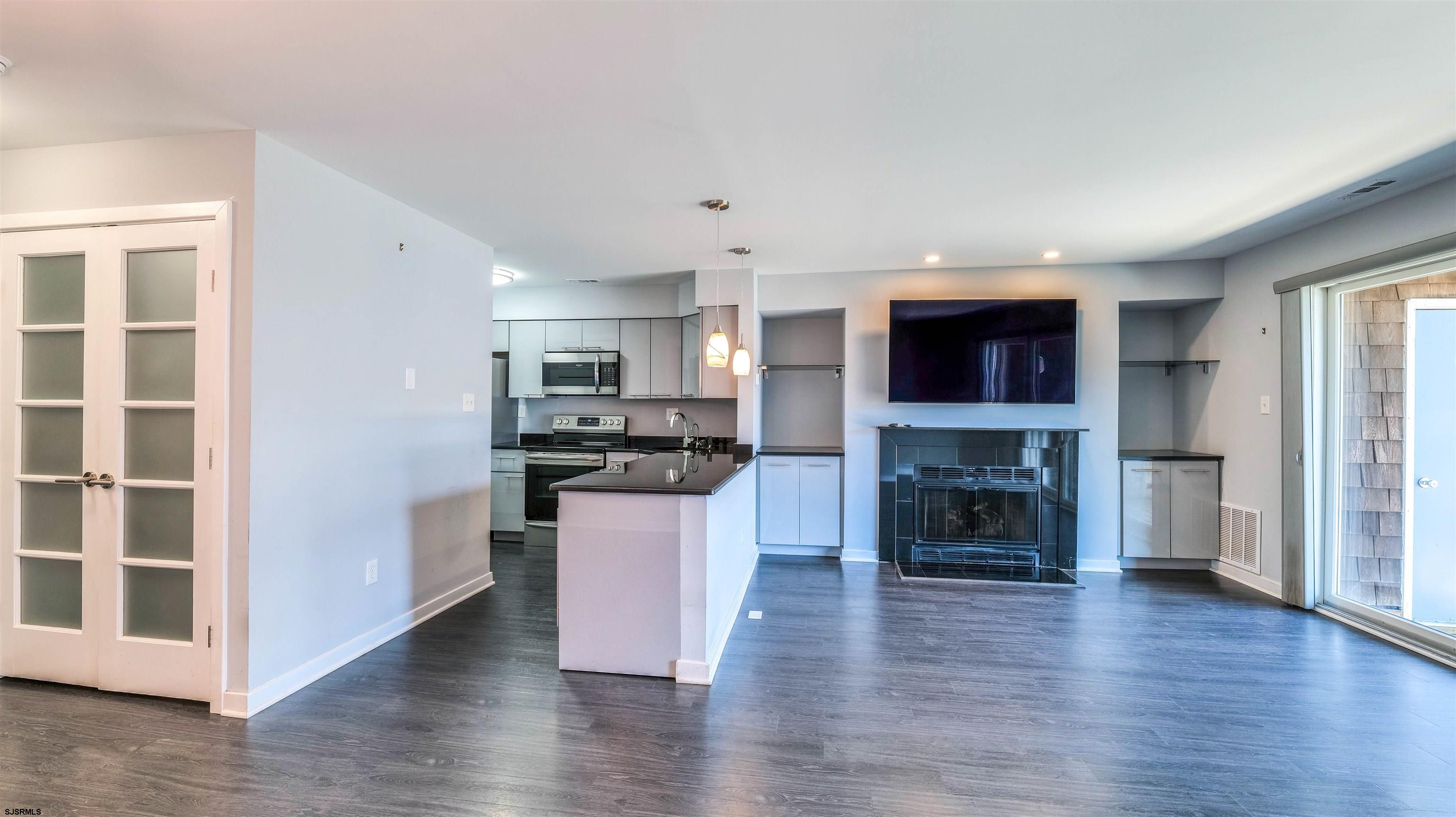 903 Harbour Cove Unit: 903