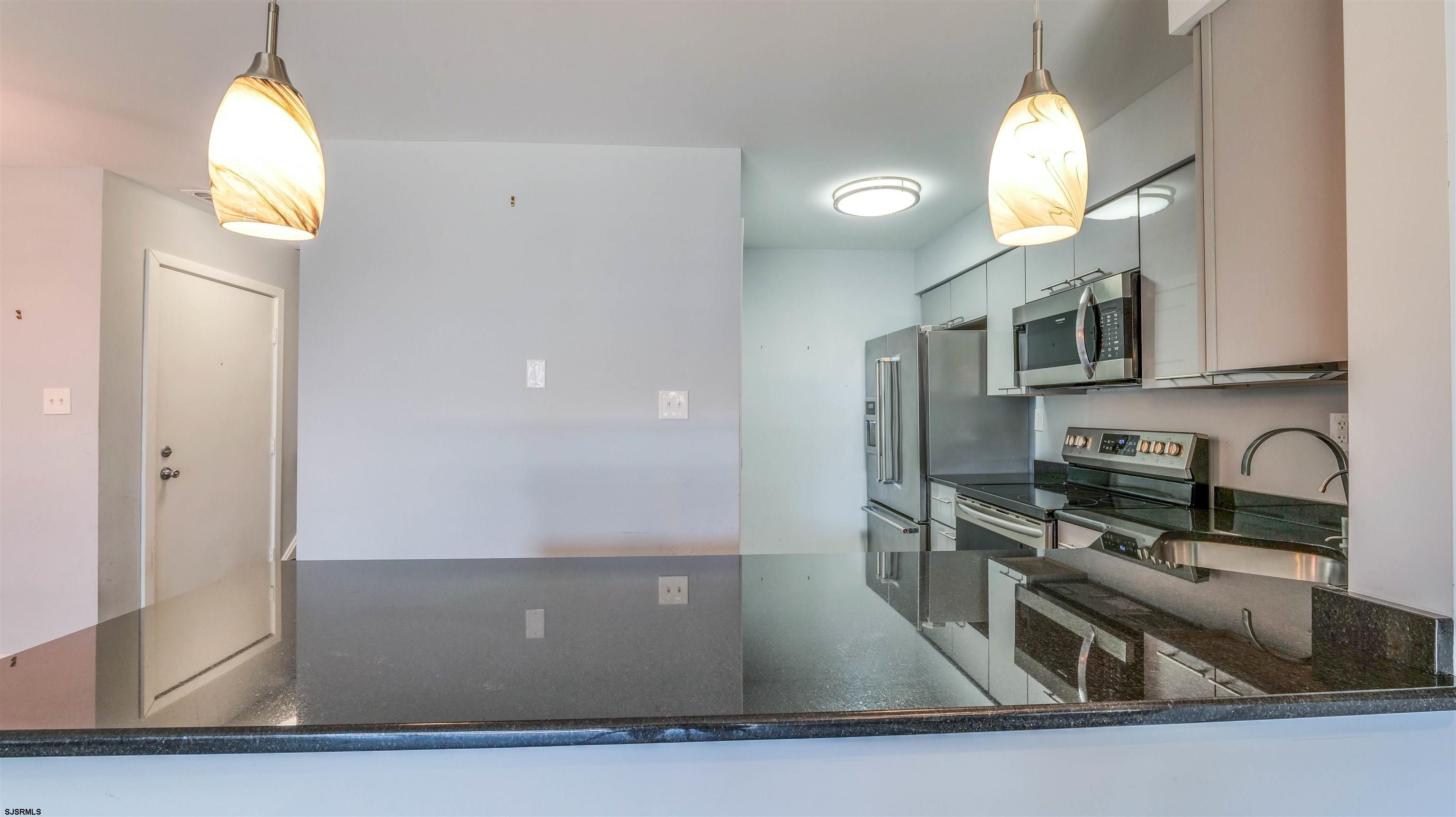 903 Harbour Cove Unit: 903