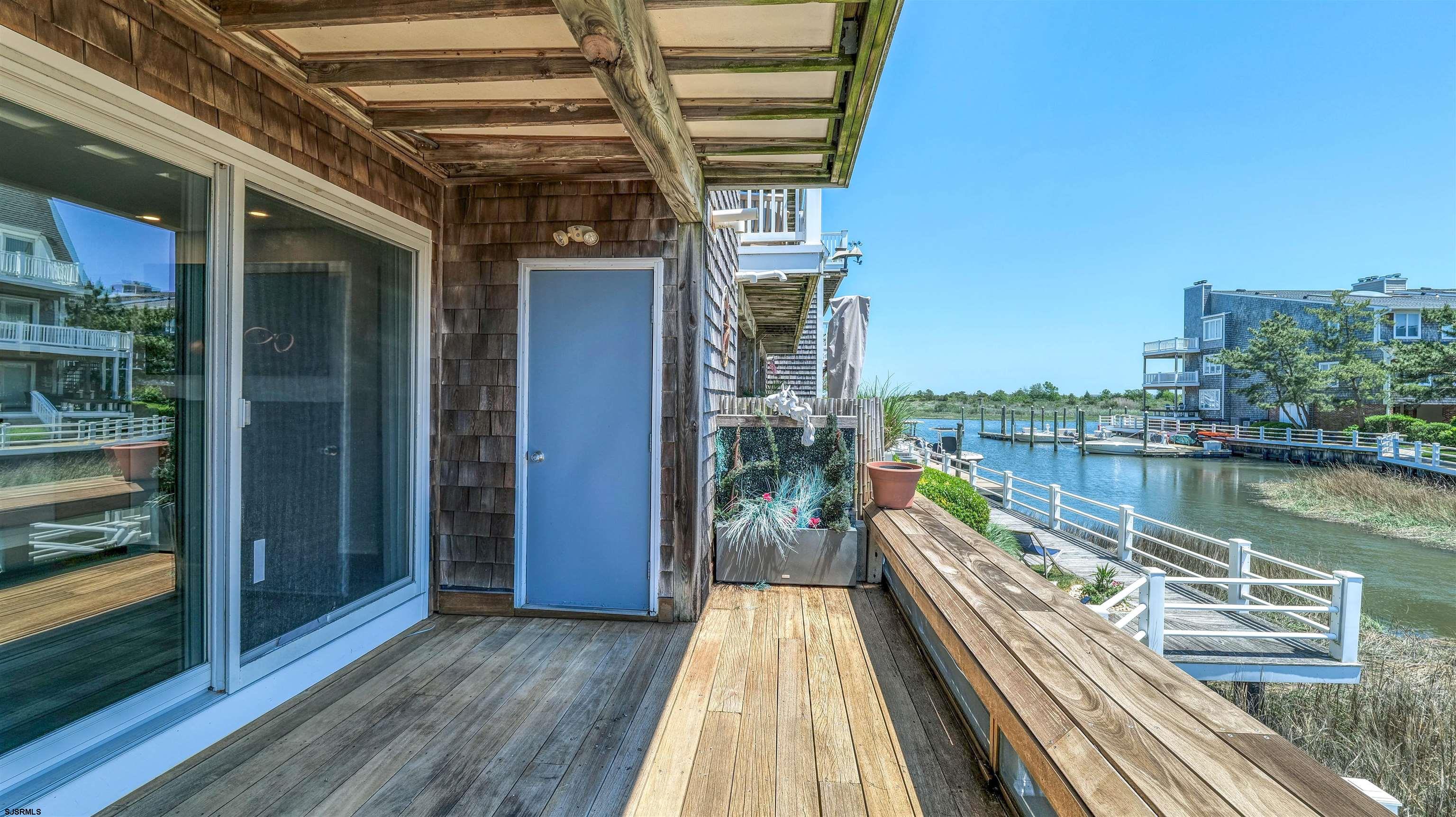 903 Harbour Cove Unit: 903