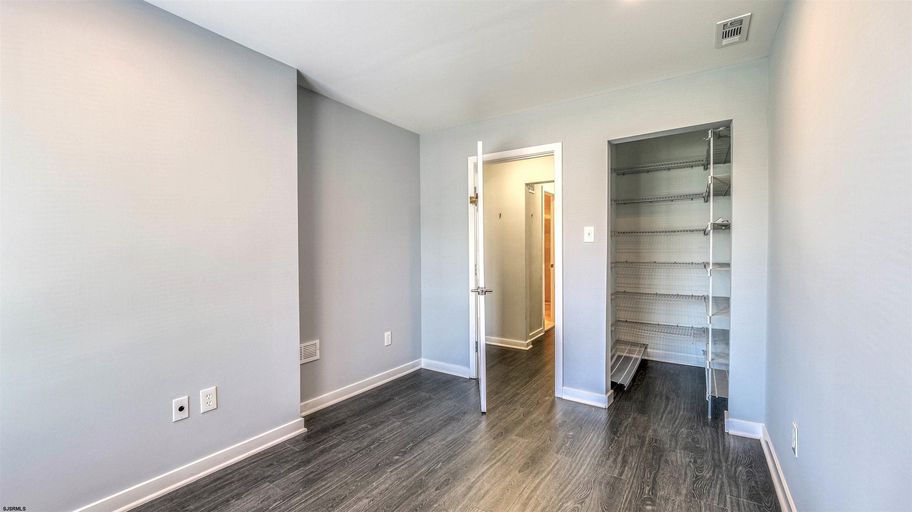 903 Harbour Cove Unit: 903