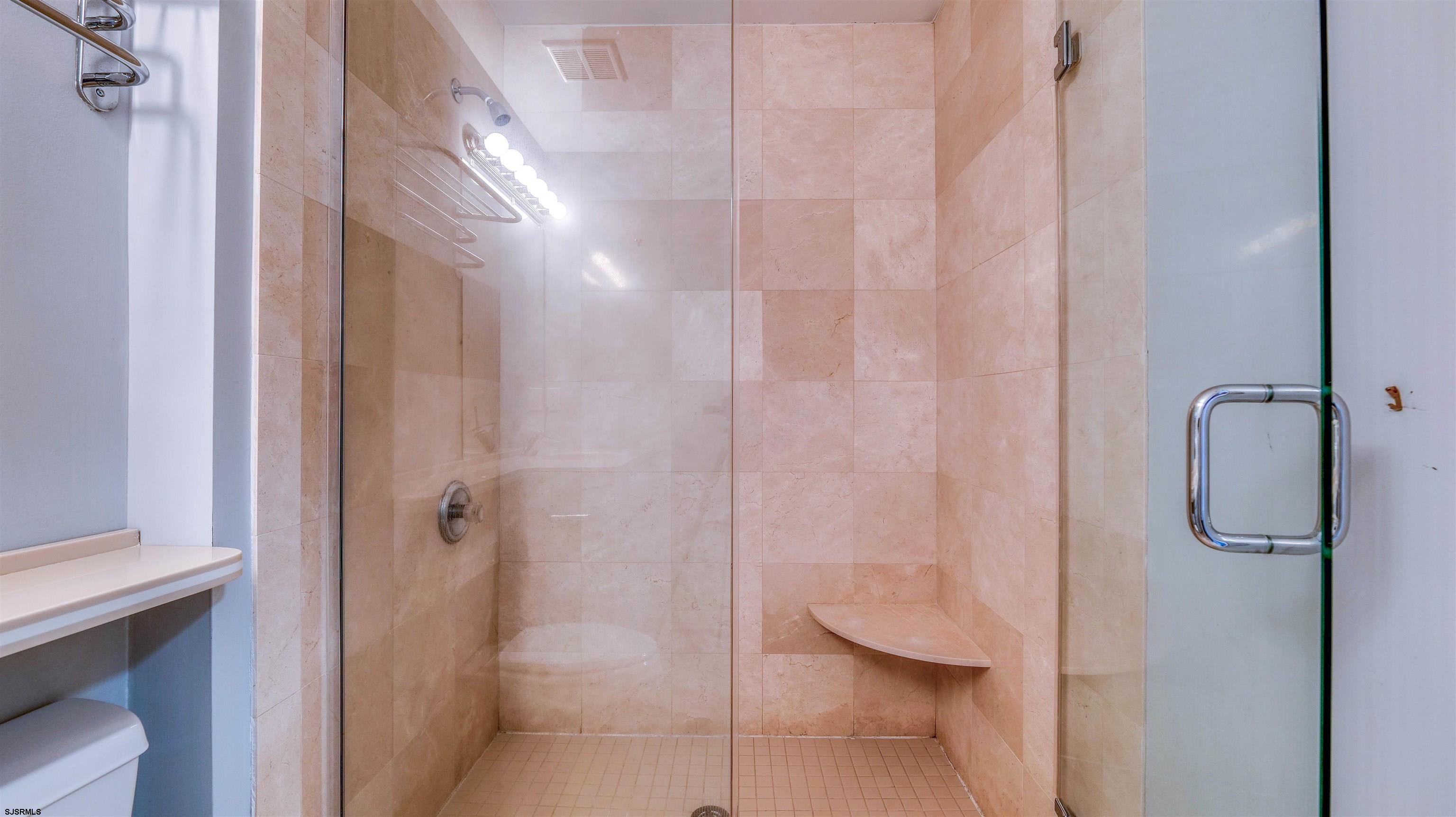 903 Harbour Cove Unit: 903