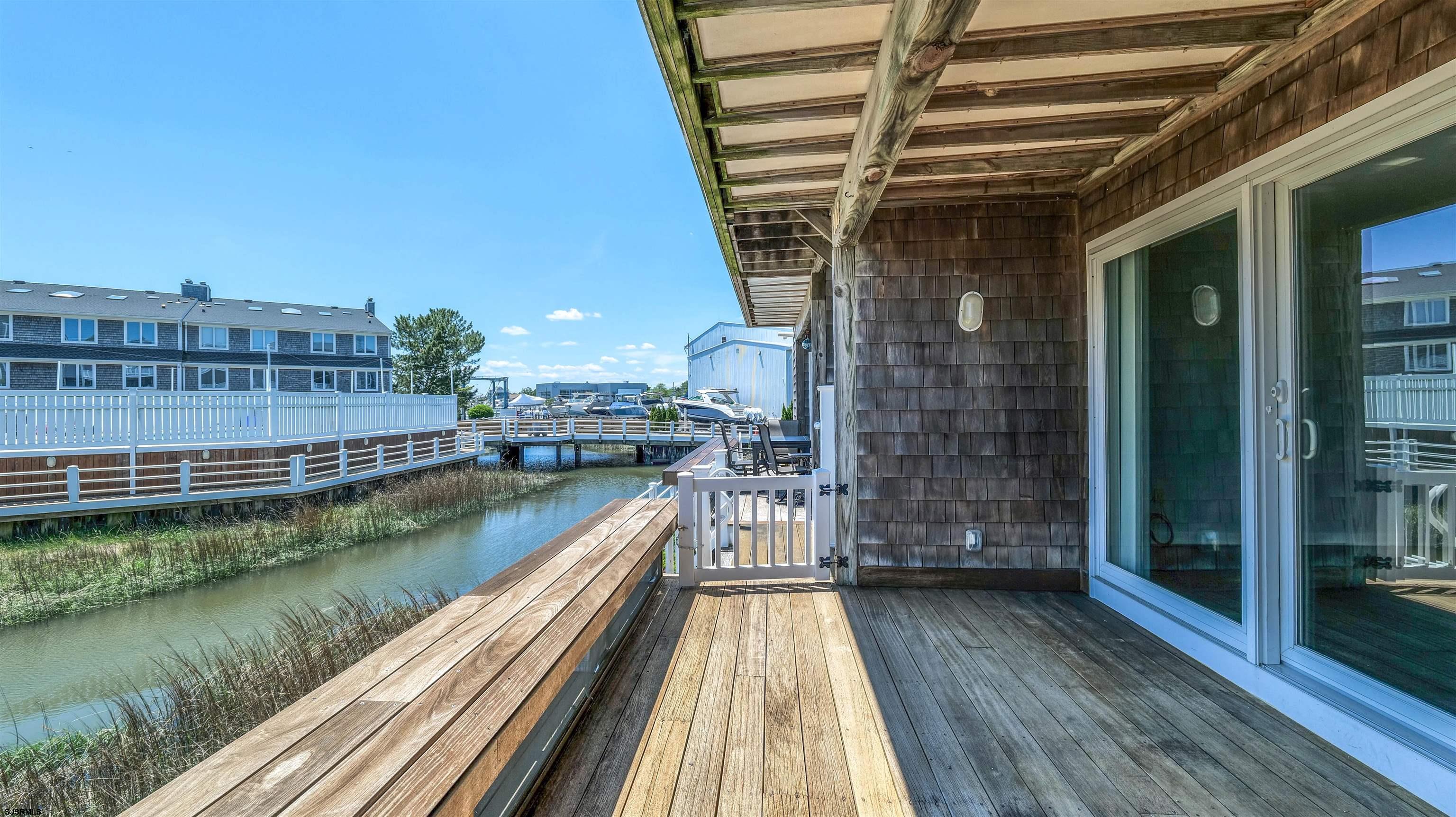 903 Harbour Cove Unit: 903