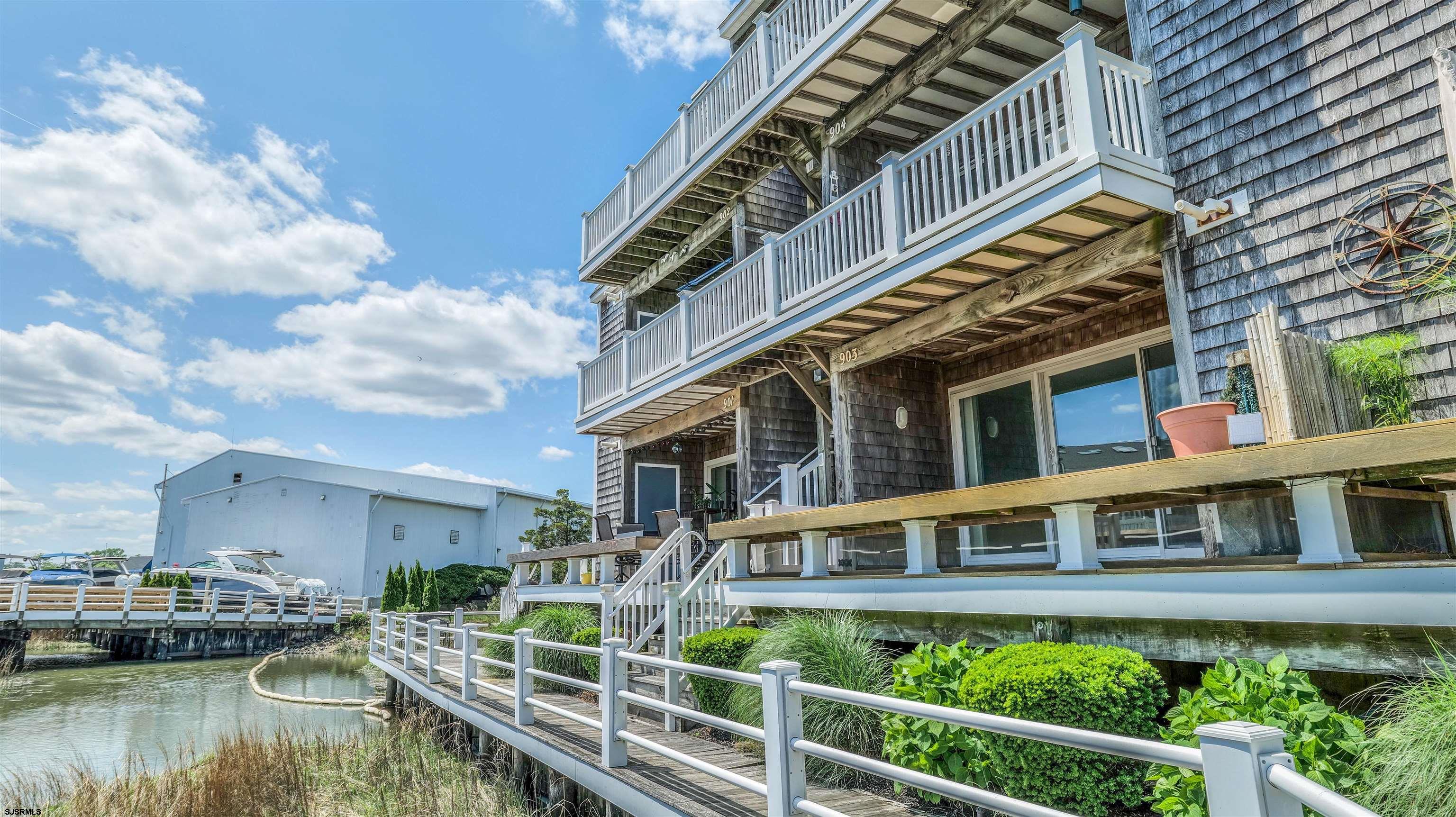 903 Harbour Cove Unit: 903