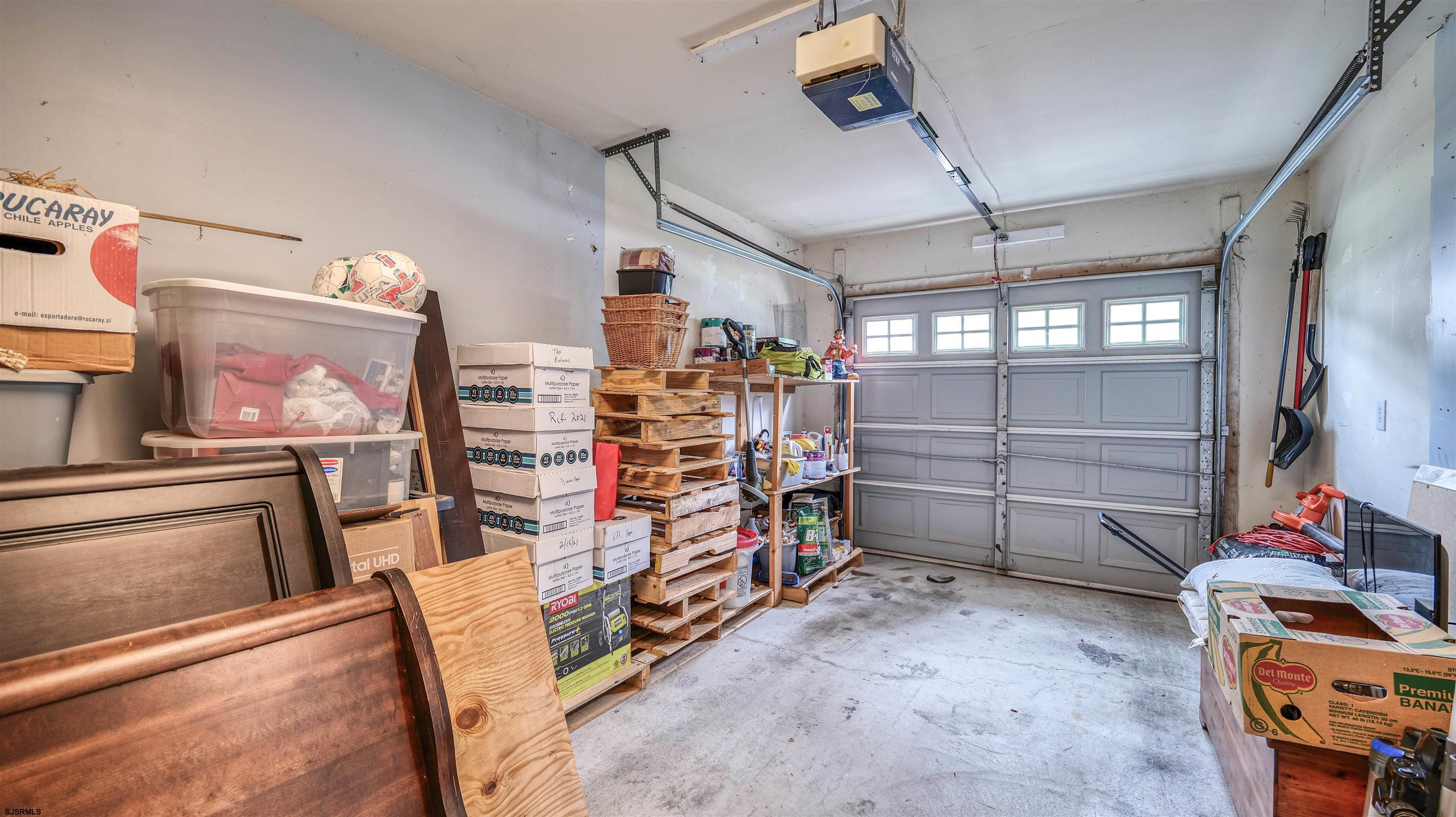 164 E Mourning Dove Way