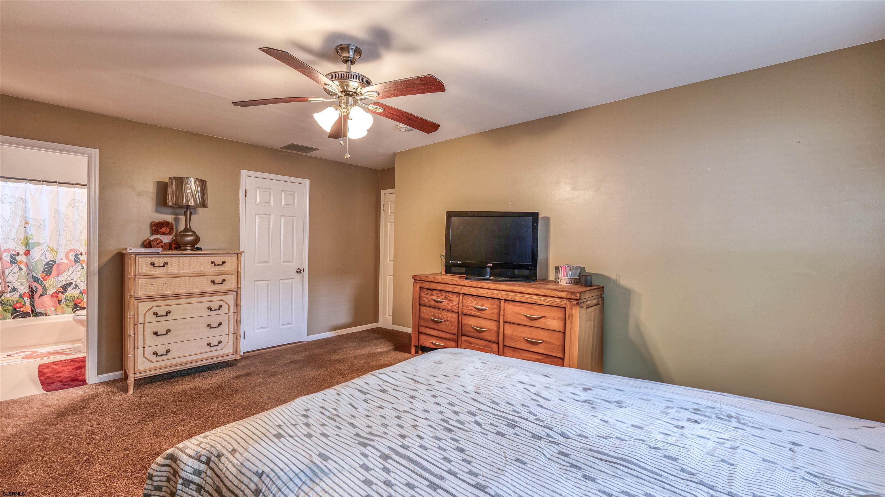 164 E Mourning Dove Way