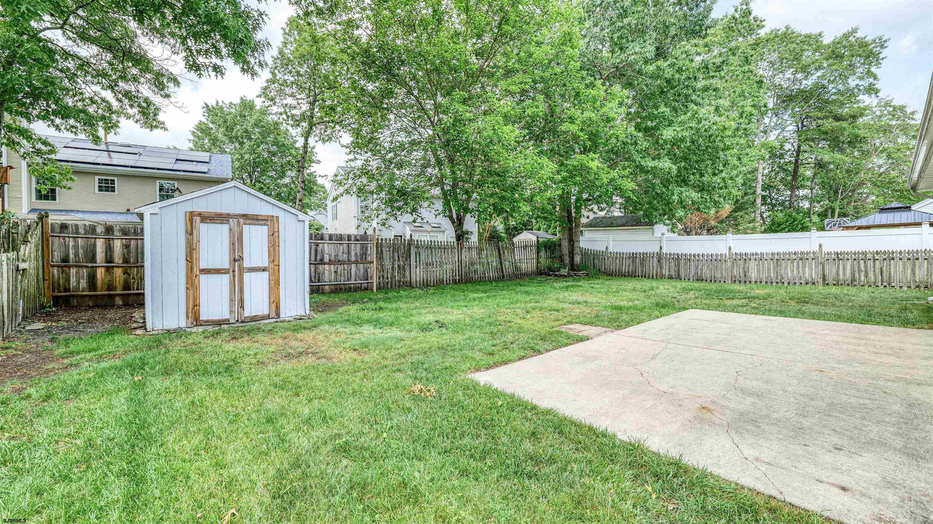 164 E Mourning Dove Way