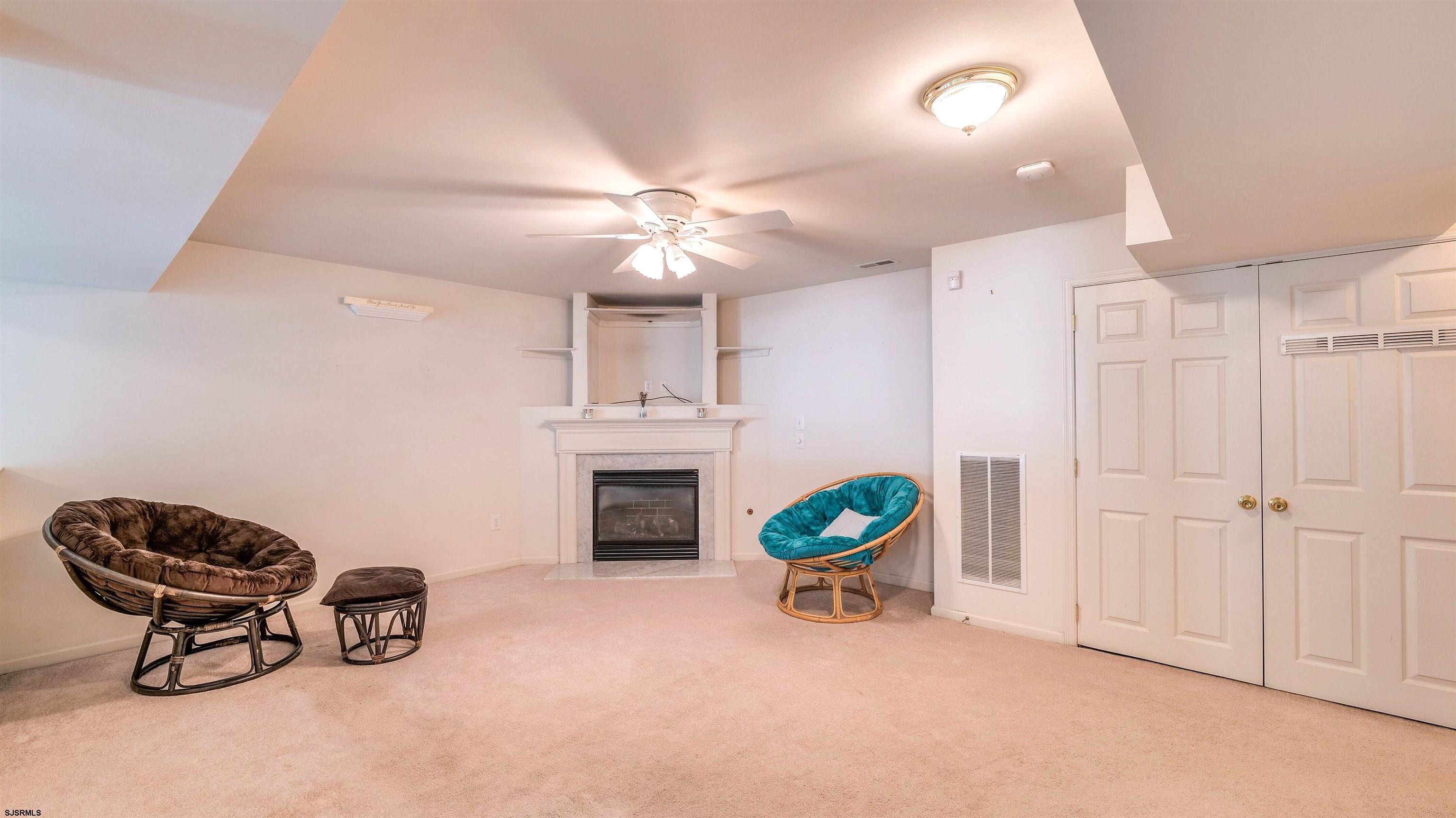 7 Ruth Ct