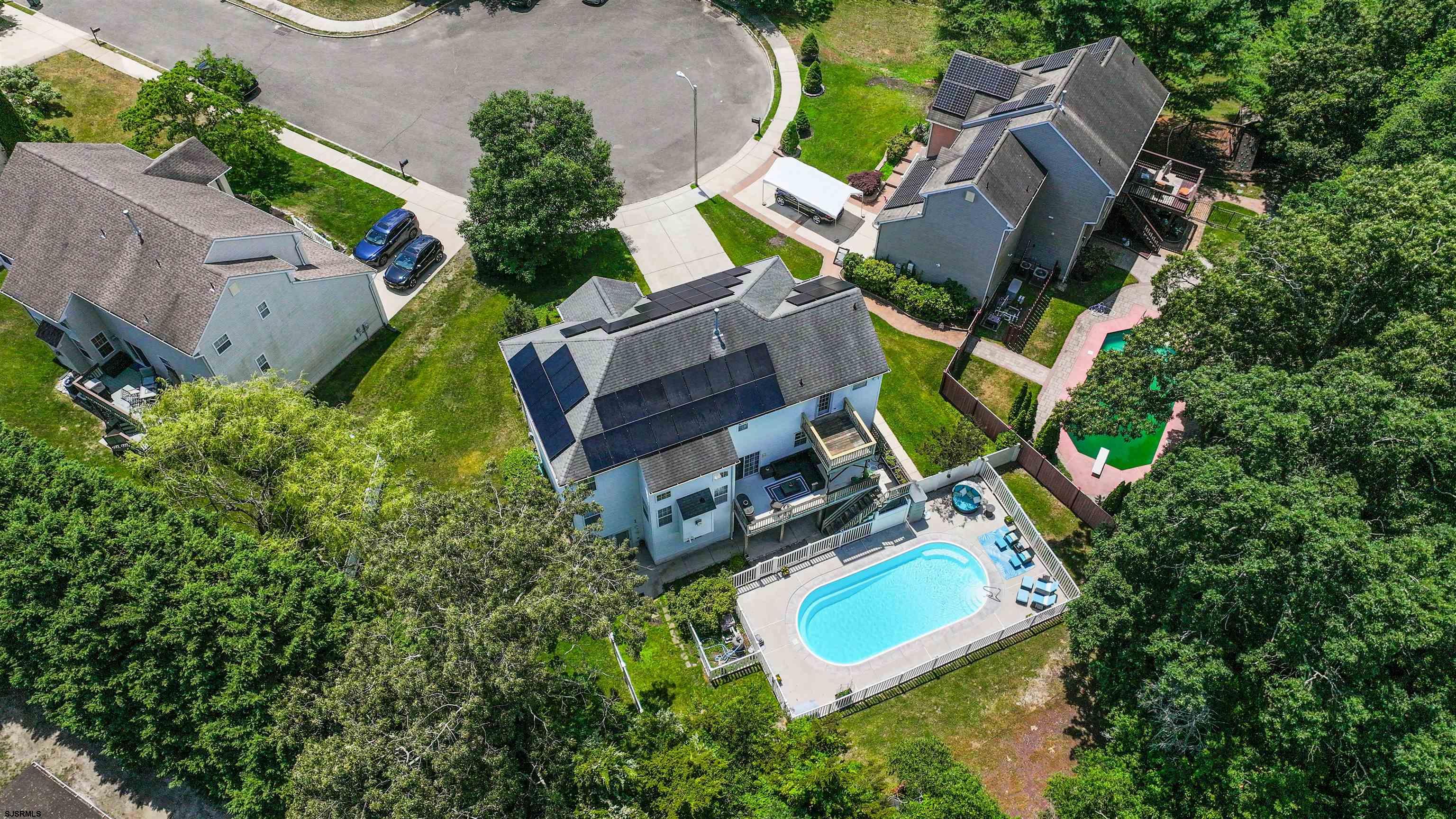 7 Ruth Ct