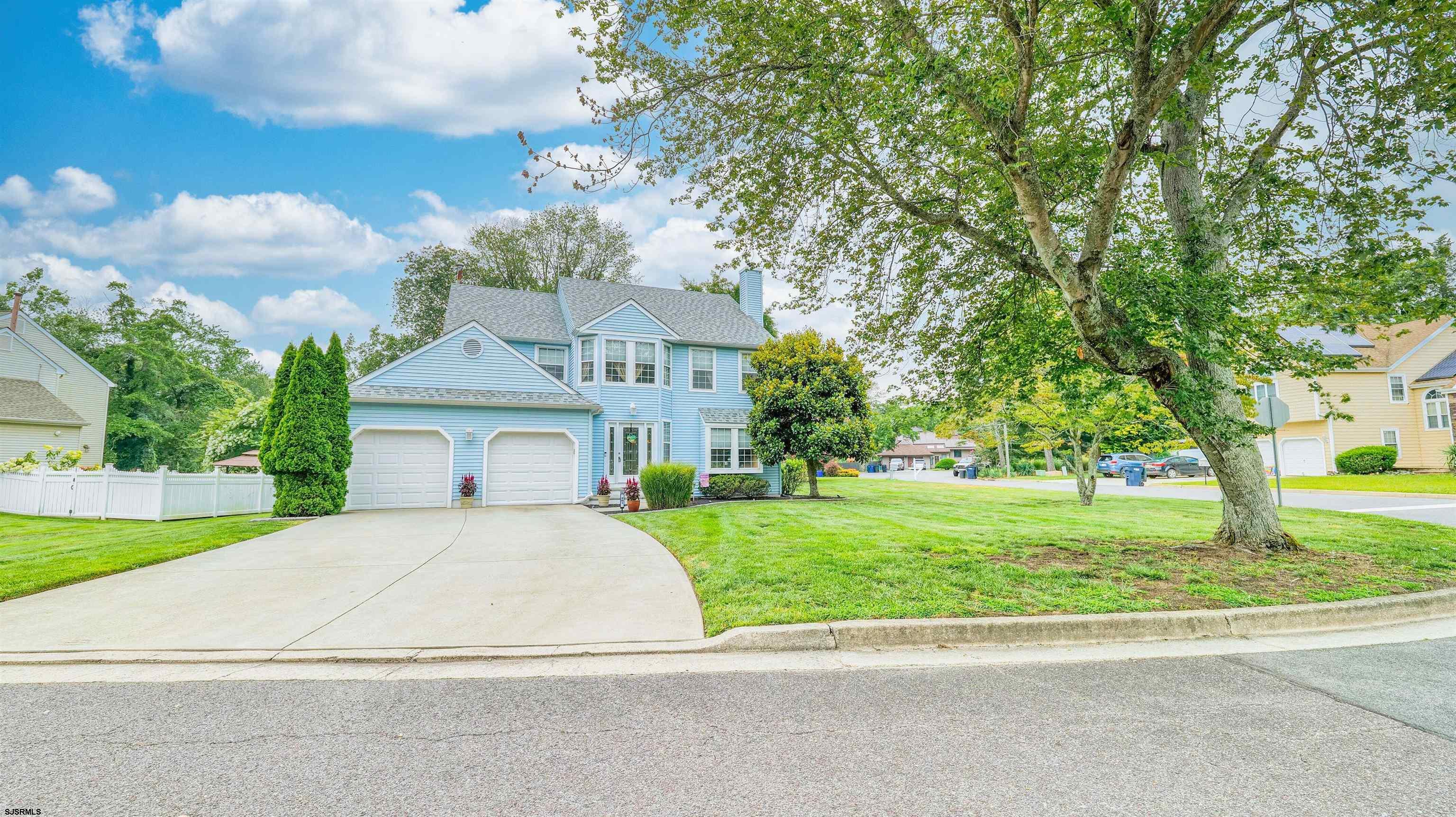201 Creek Ct