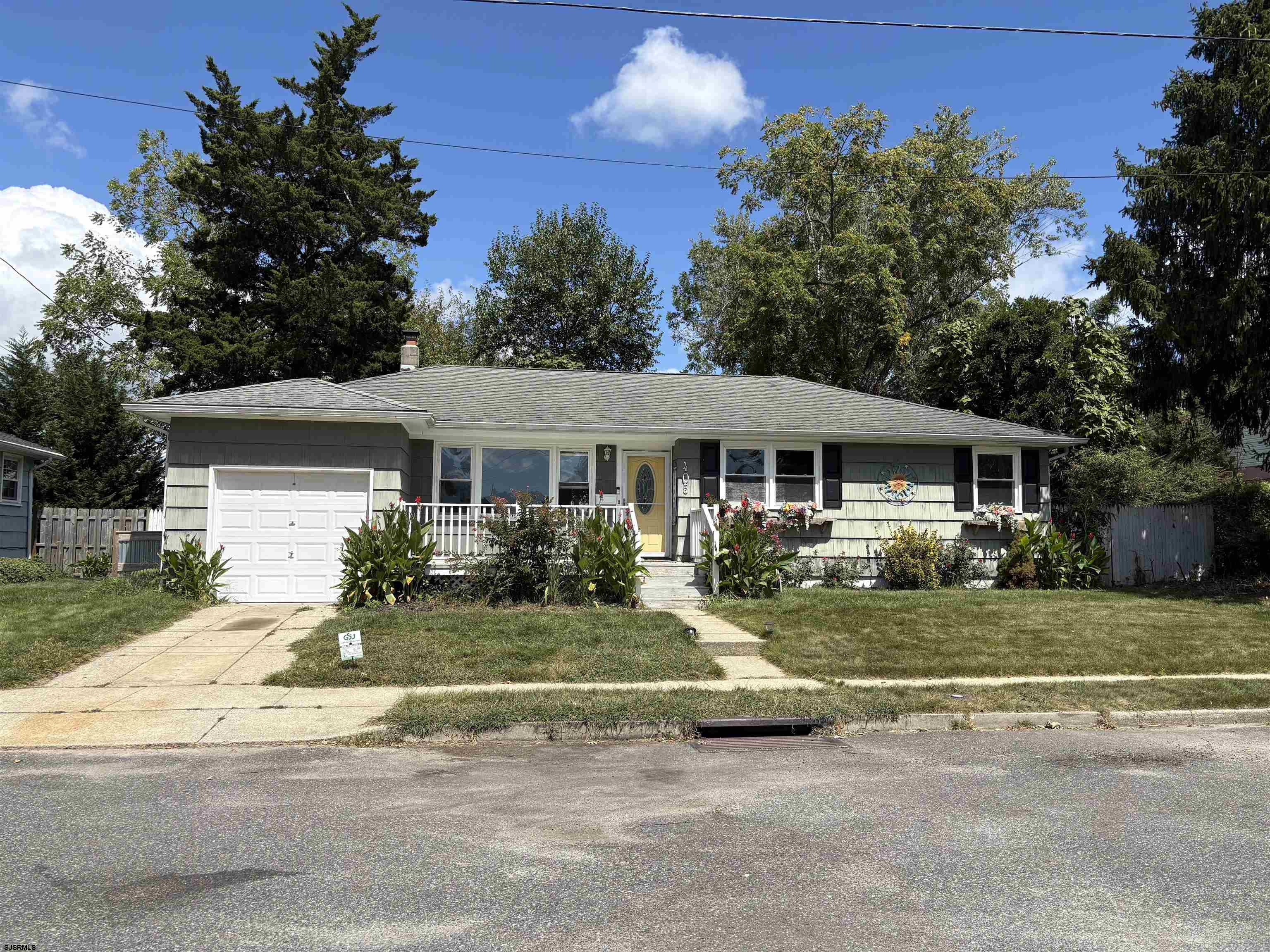 405 Park Ln