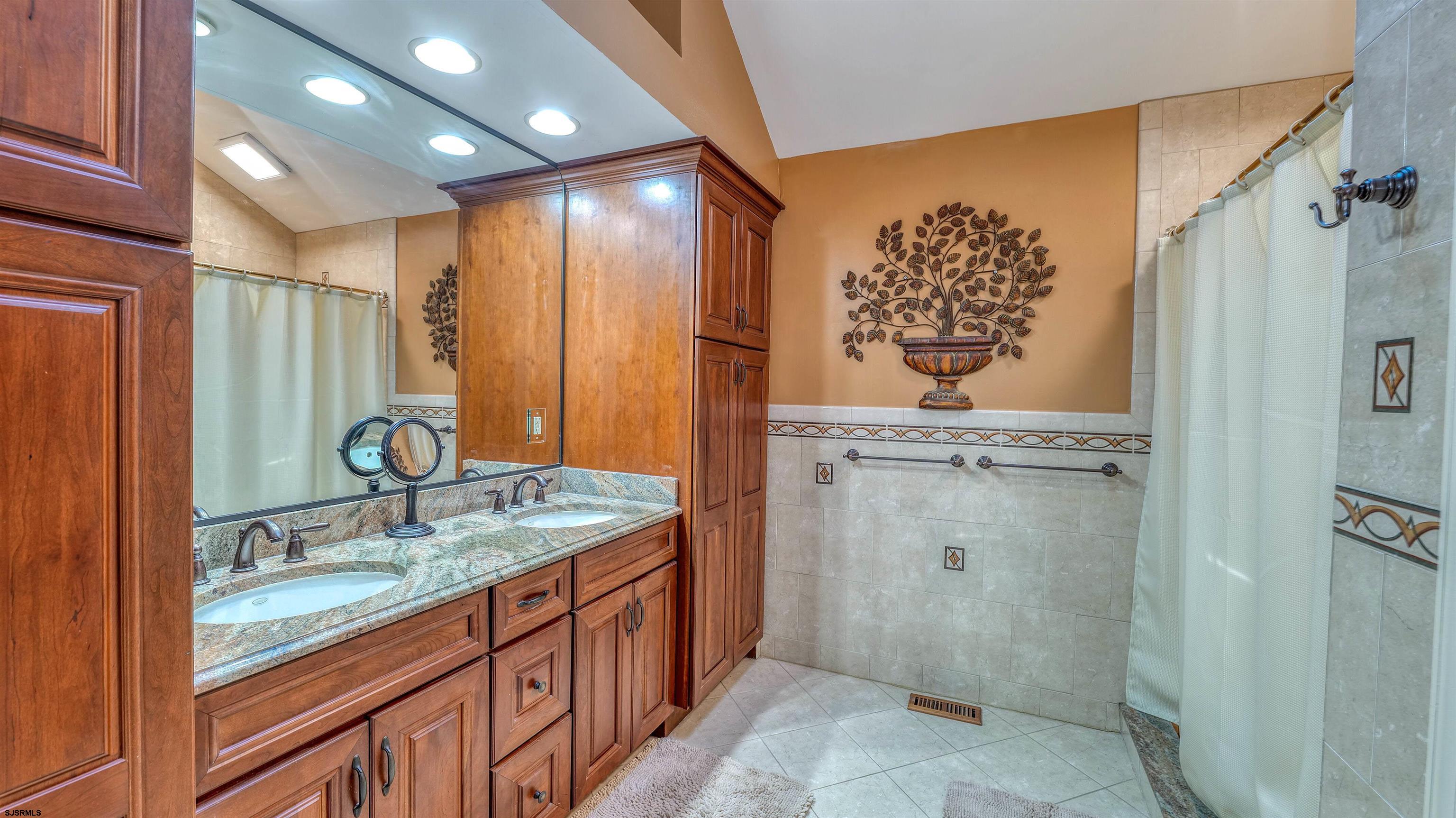 627 Seaview Ridge Dr