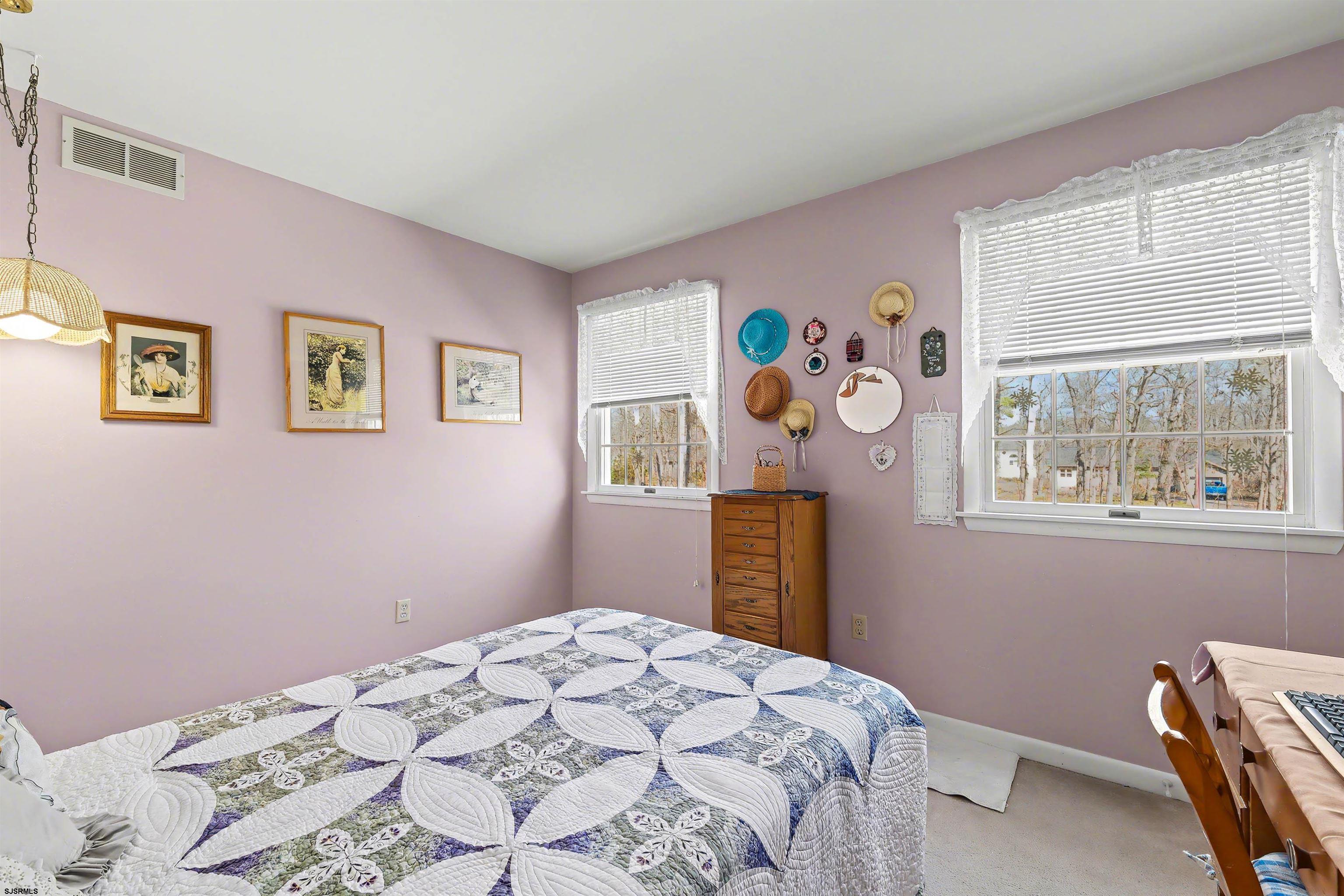 502 E Summerwood Pl Pl