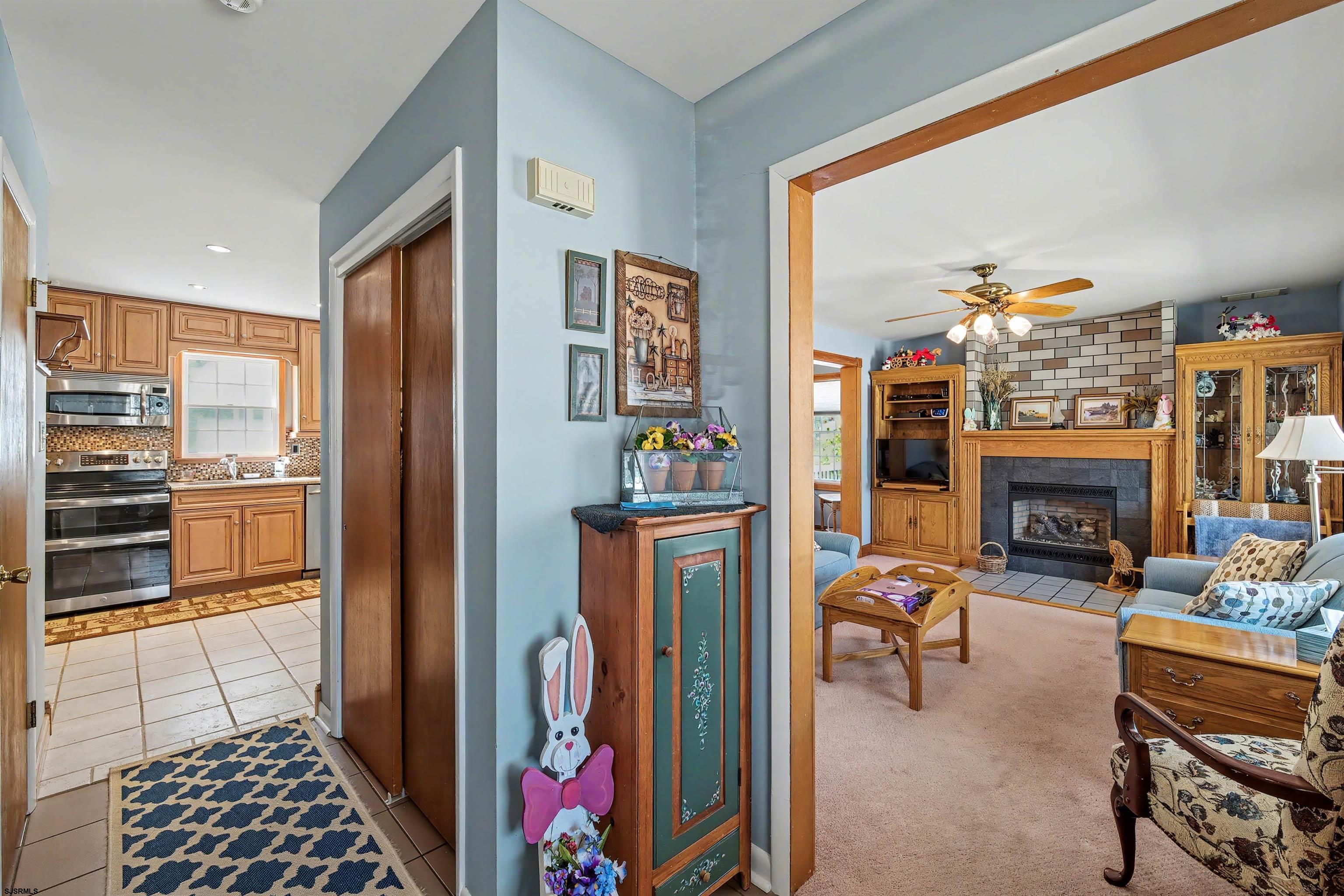 502 E Summerwood Pl Pl