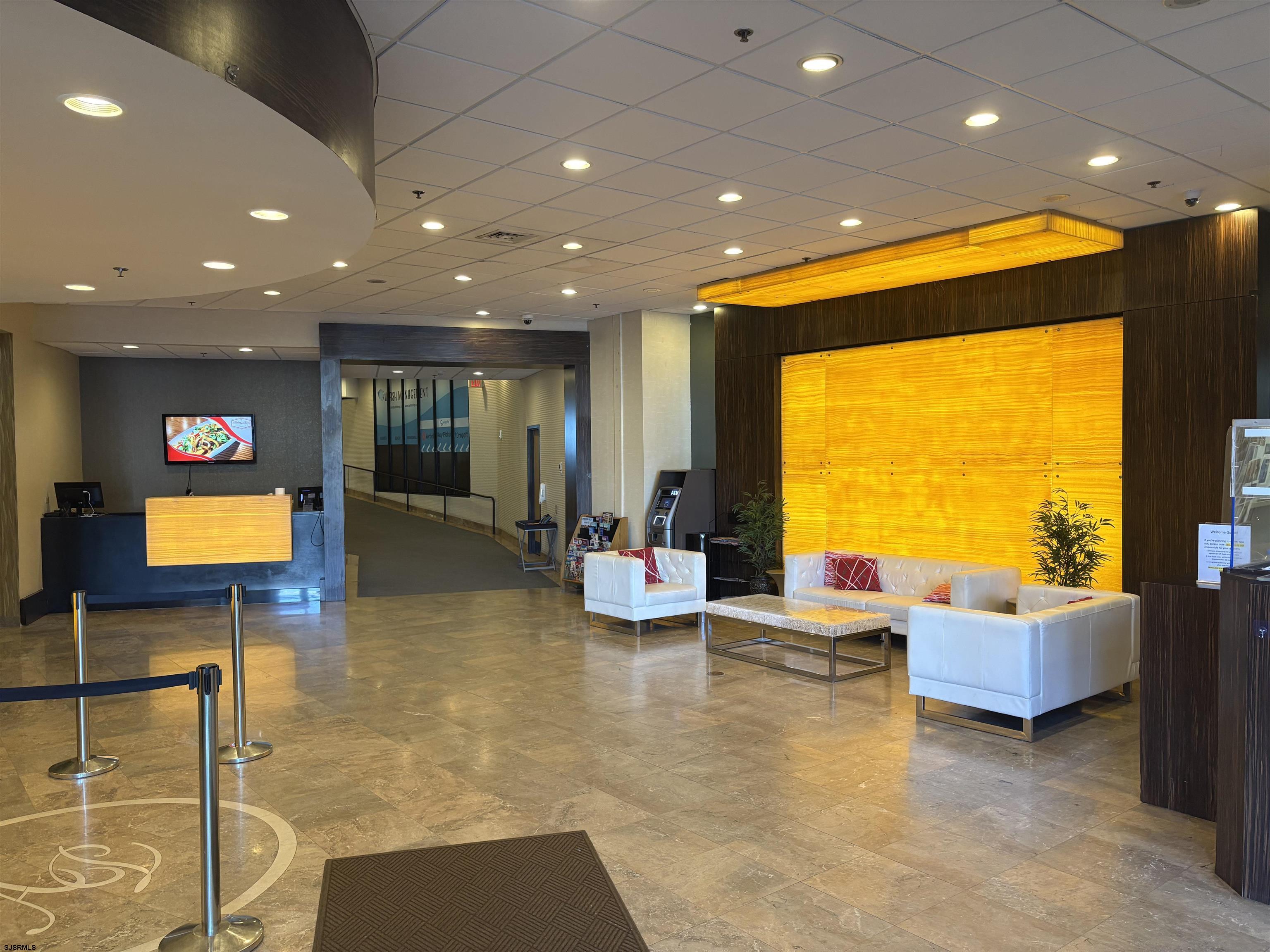 1515 Boardwalk Unit: 1004