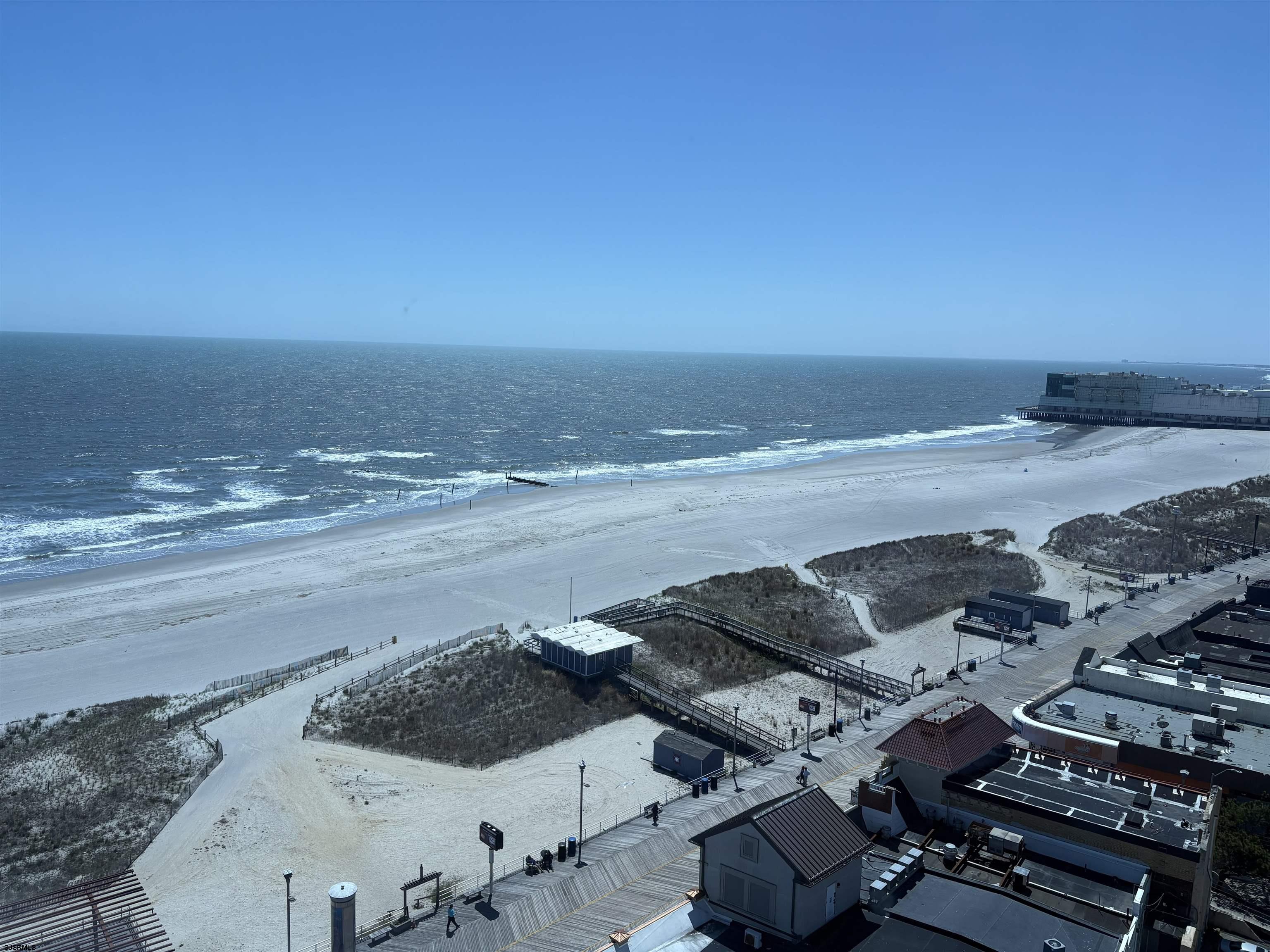 1515 Boardwalk Unit: 1507