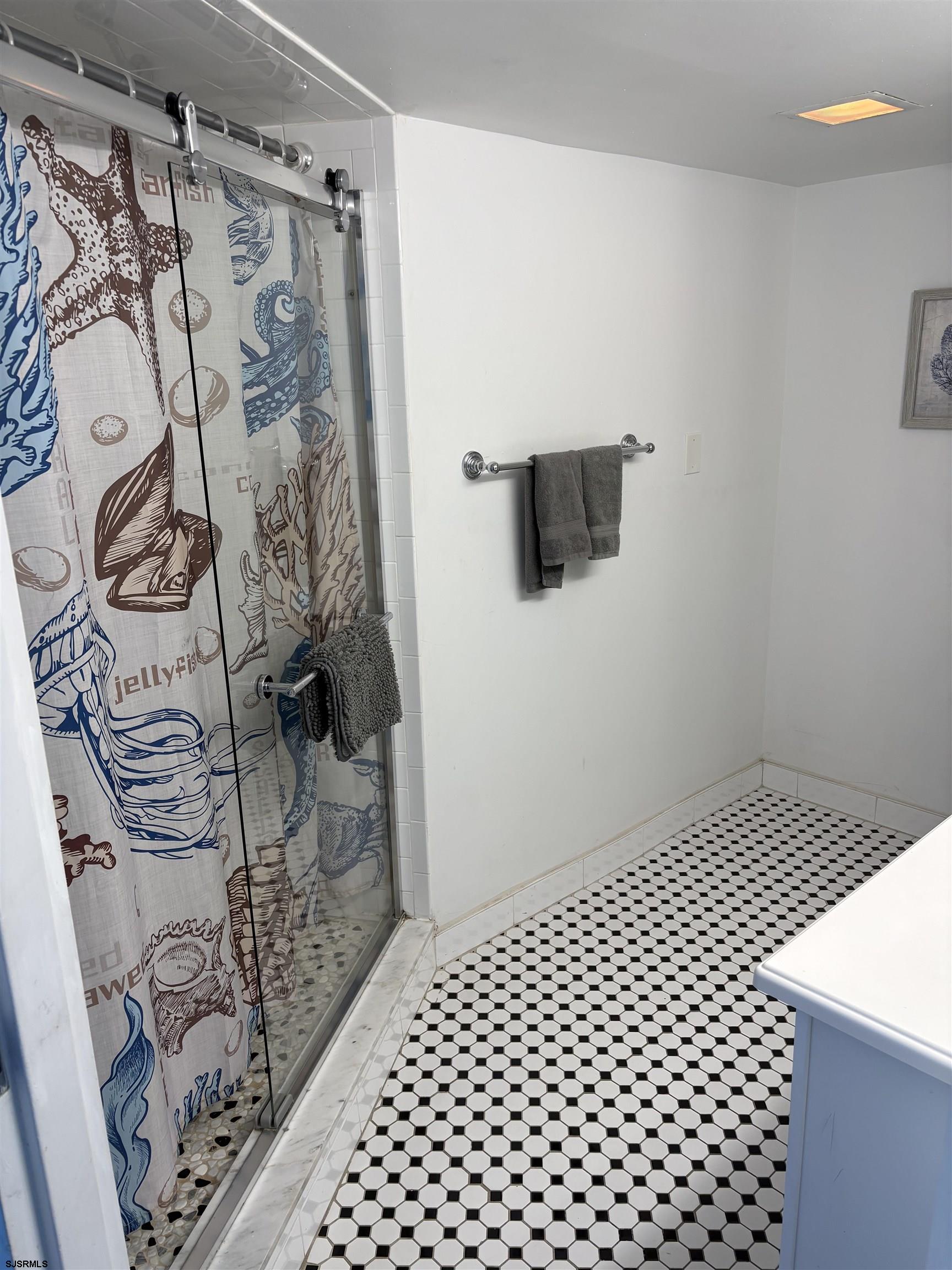 1515 Boardwalk Unit: 1507