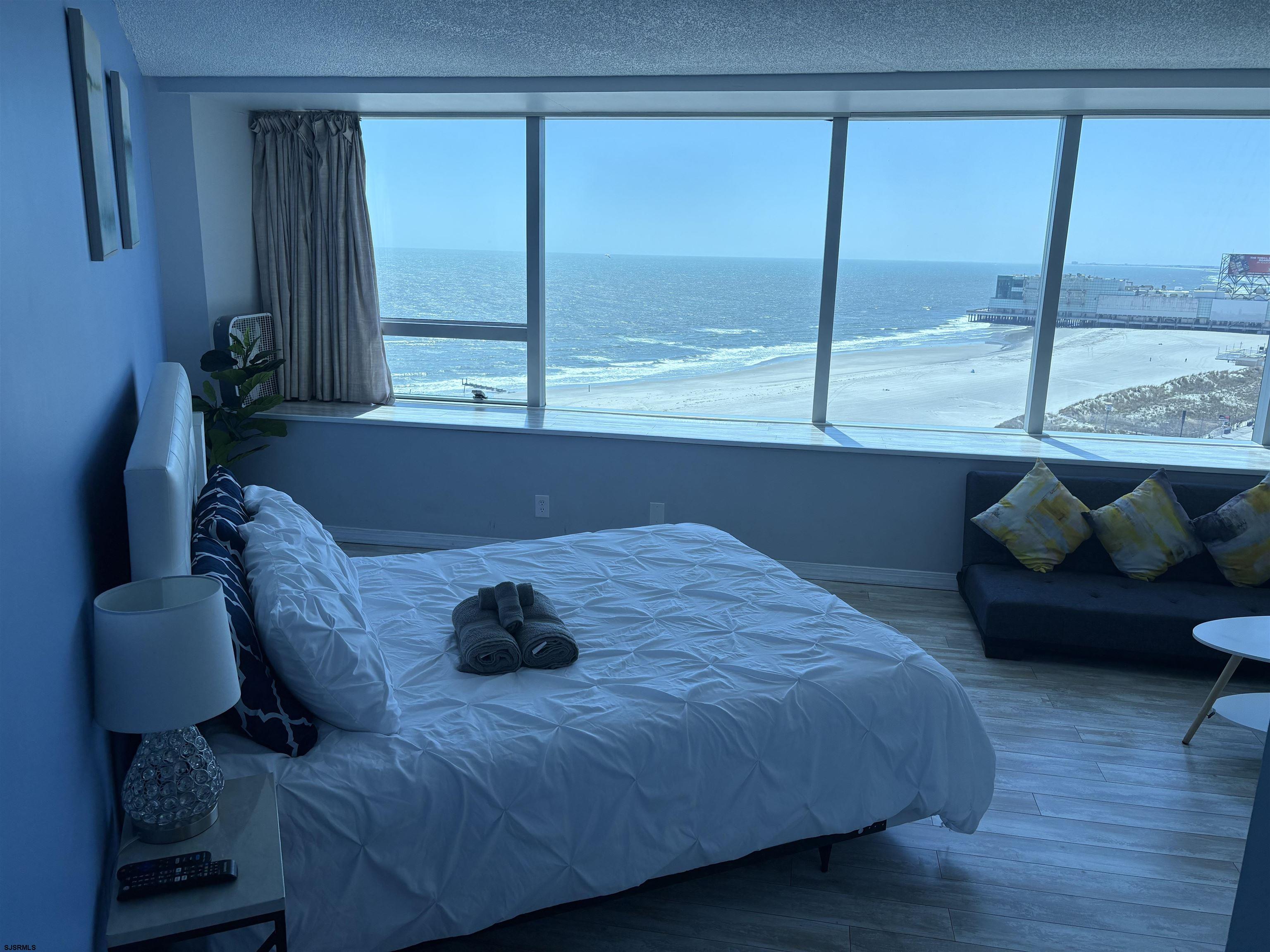 1515 Boardwalk Unit: 1507