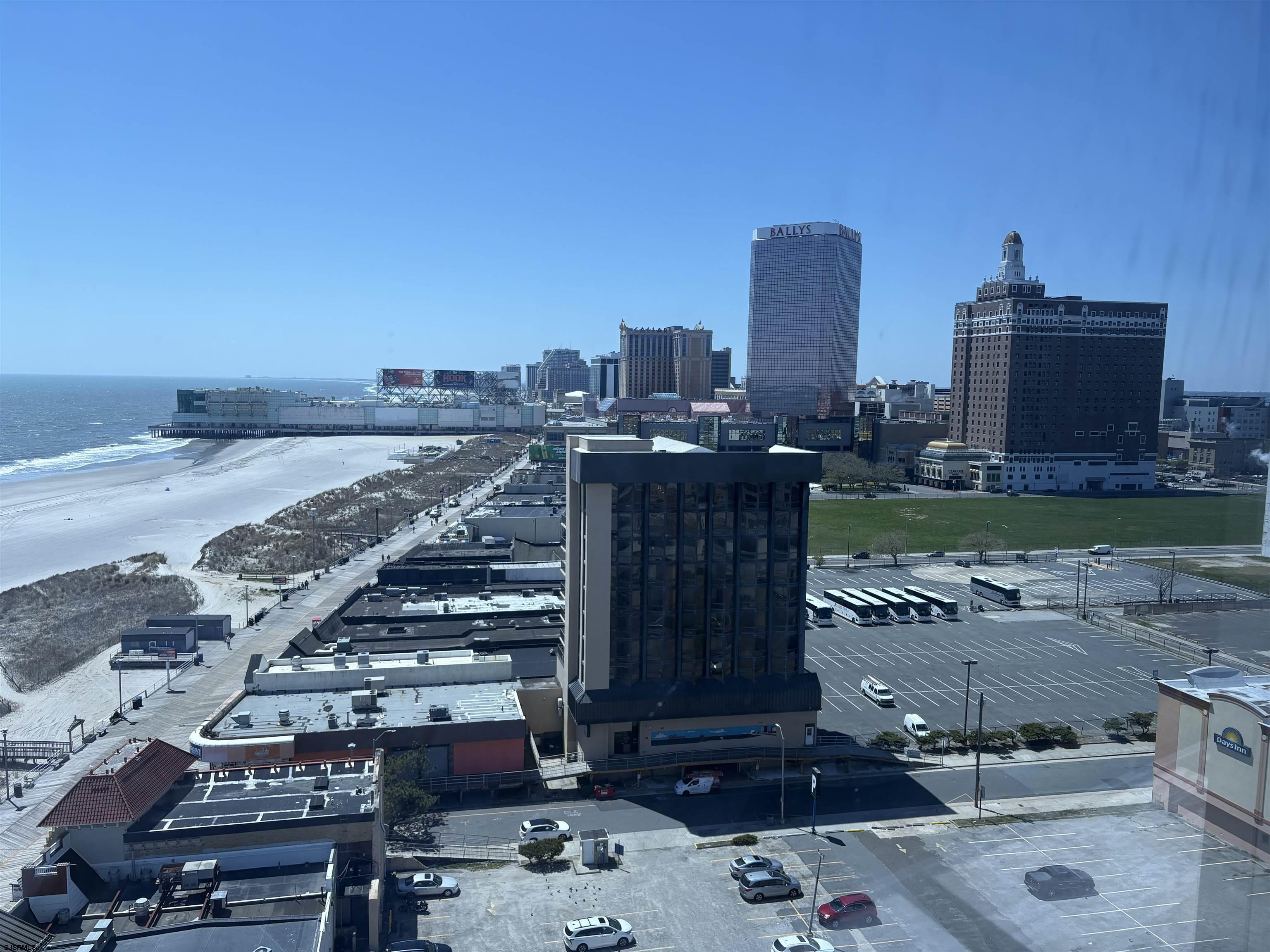 1515 Boardwalk Unit: 1507