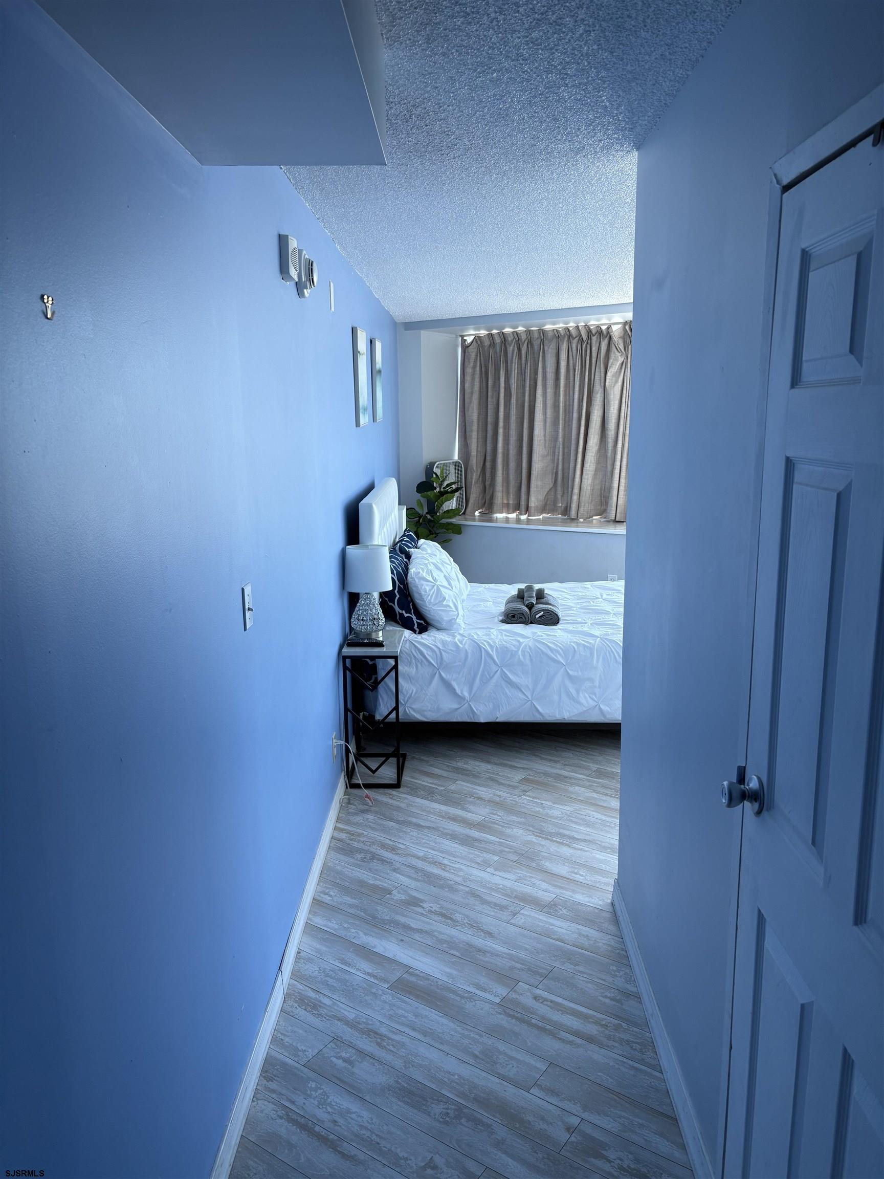 1515 Boardwalk Unit: 1507