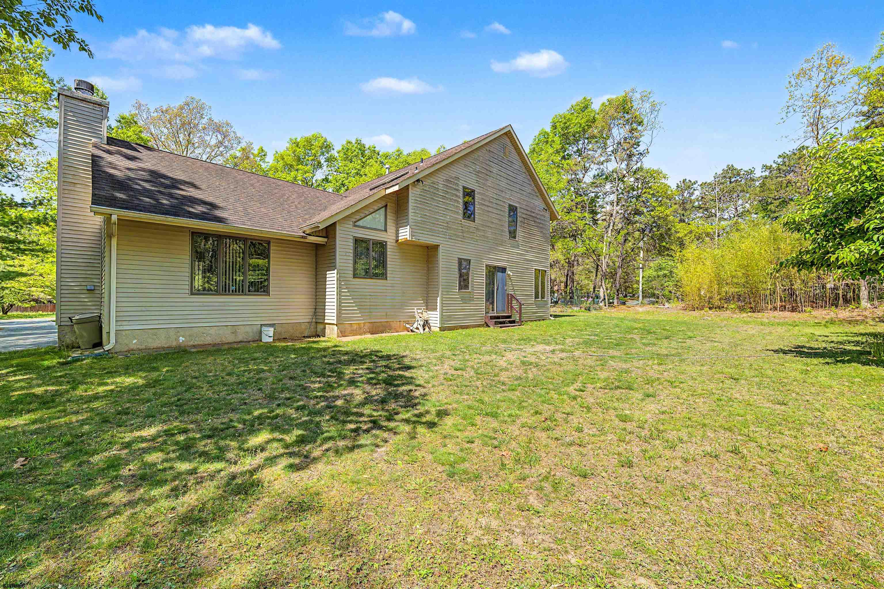 201 Shady Knoll Ln