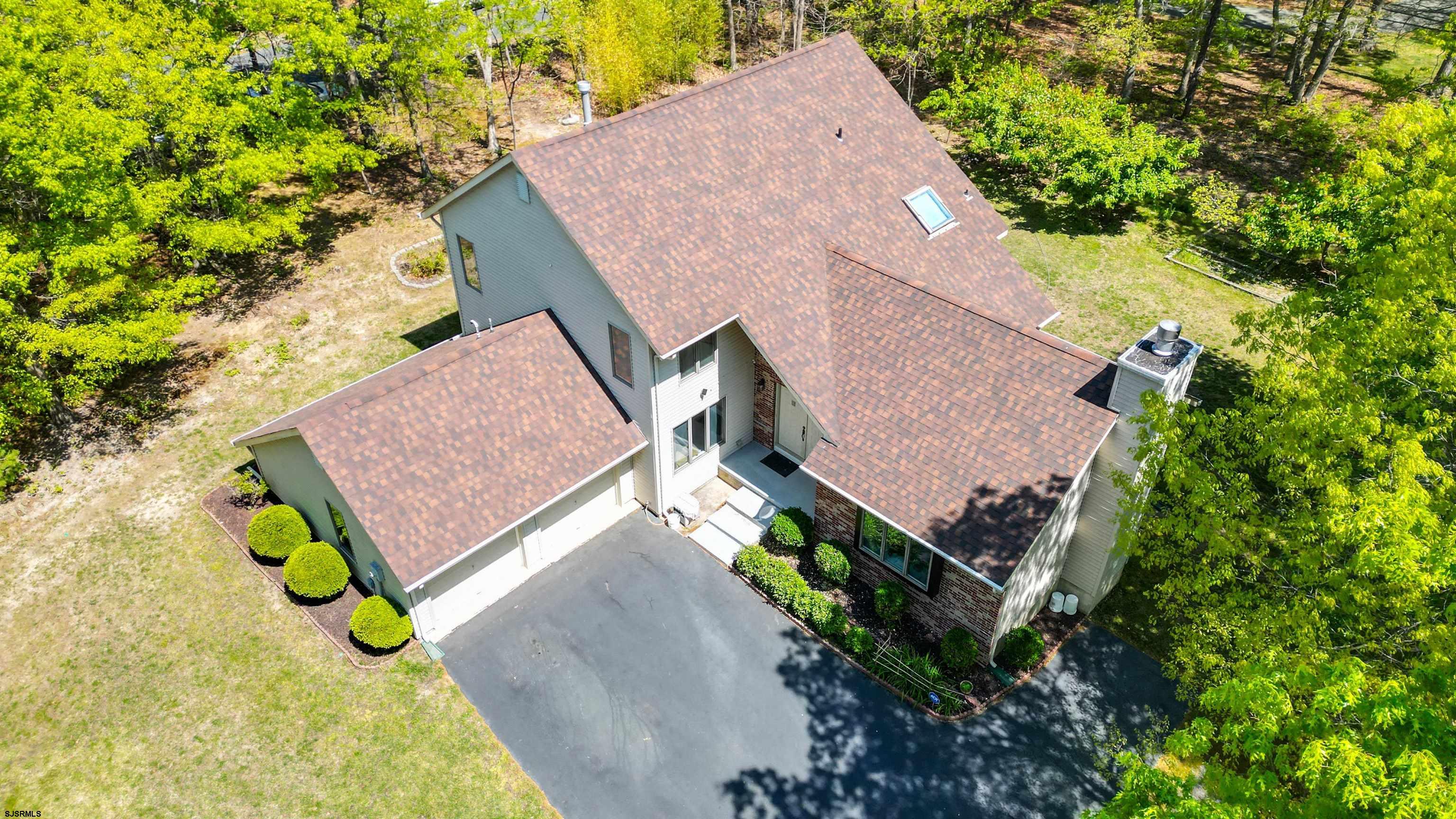 201 Shady Knoll Ln