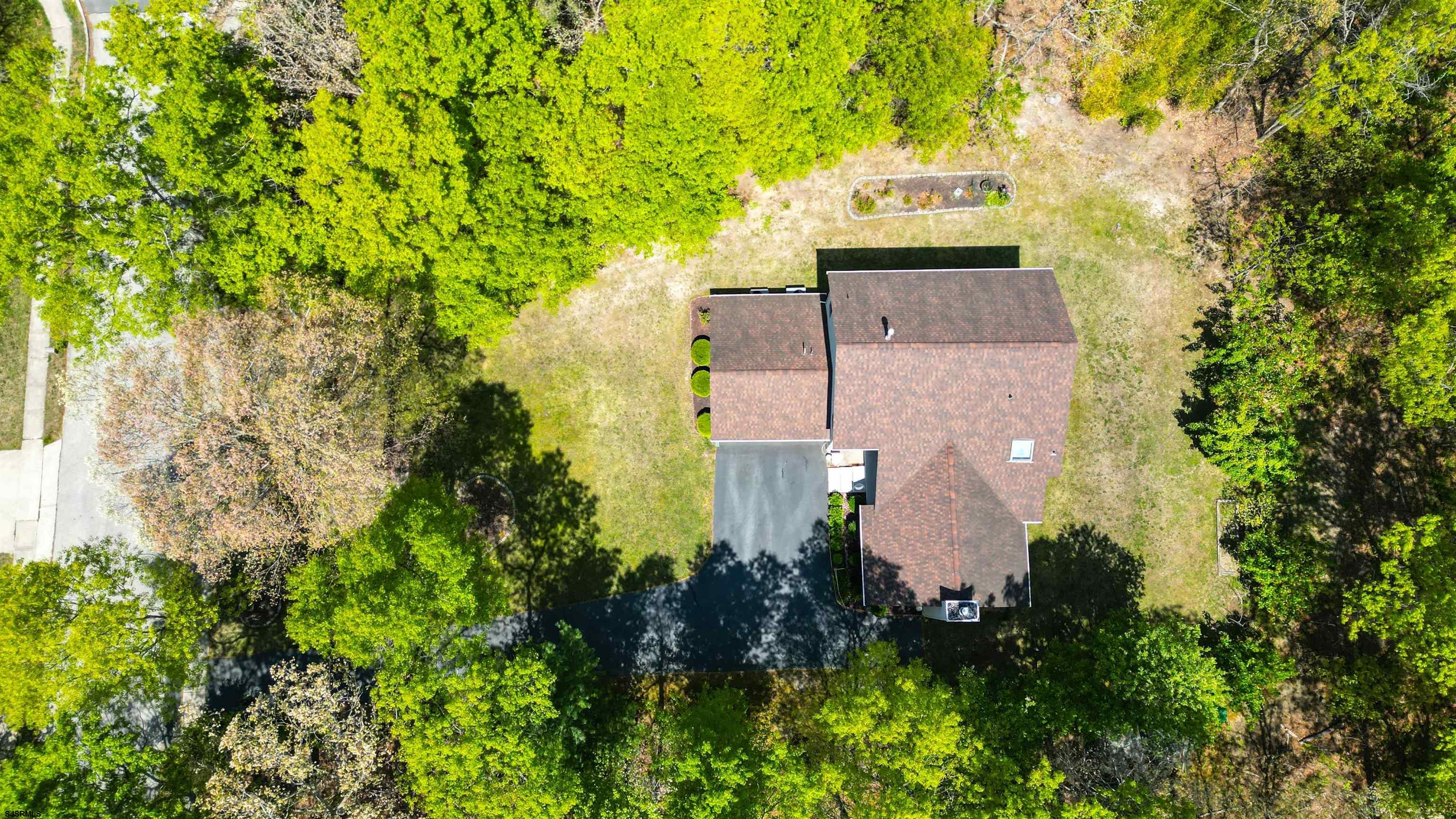 201 Shady Knoll Ln