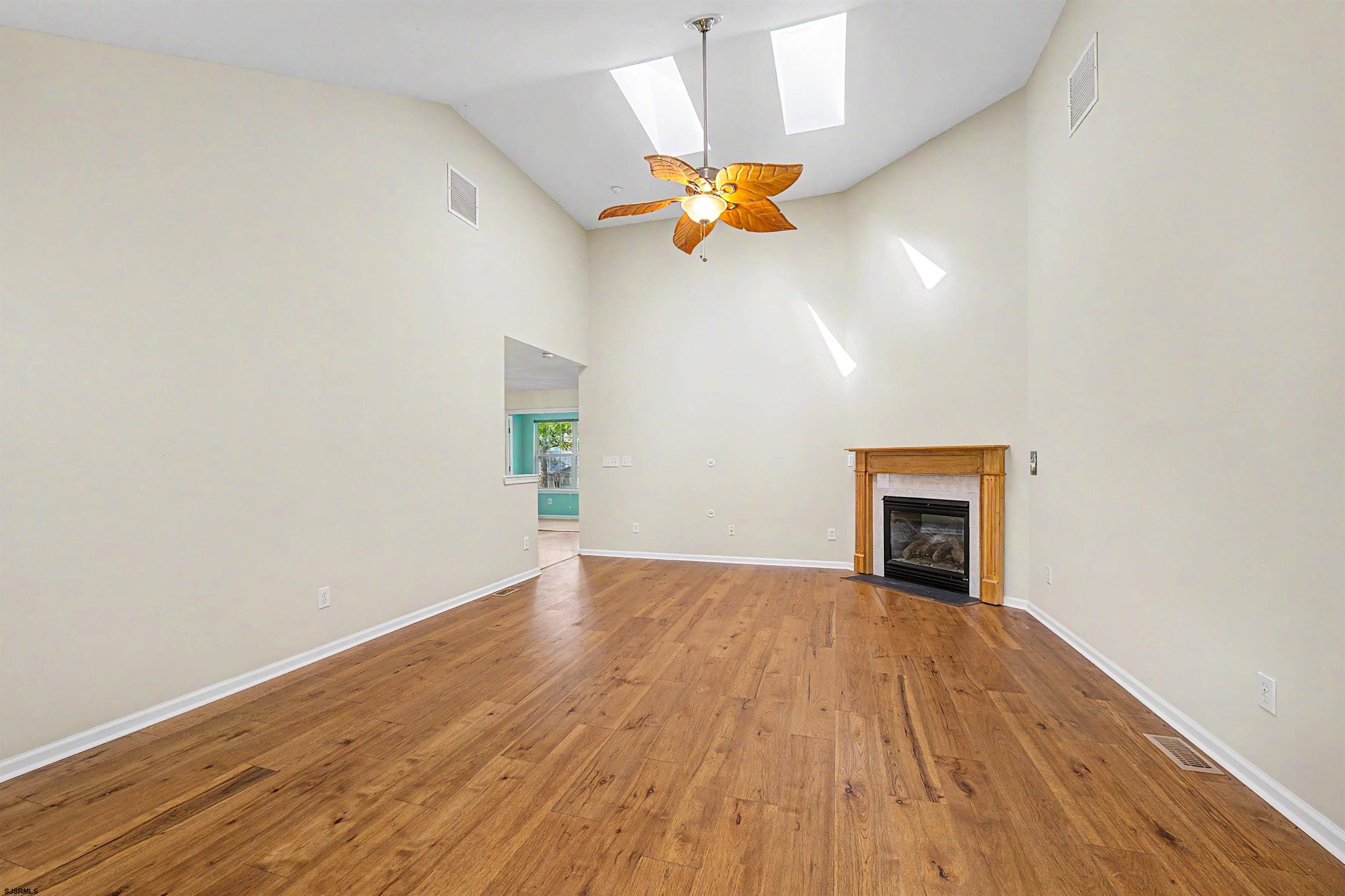 18 Golf Dr