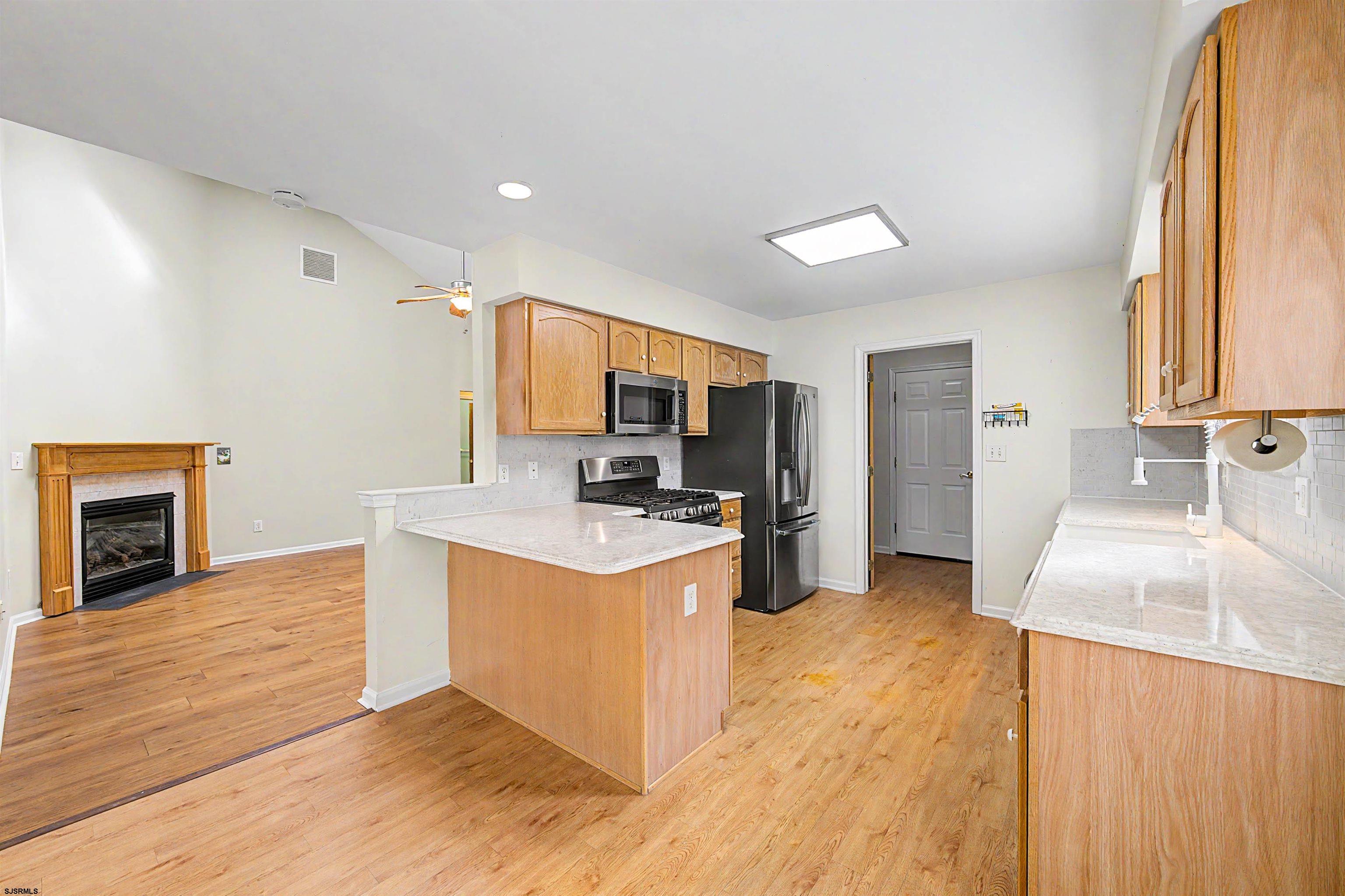 18 Golf Dr