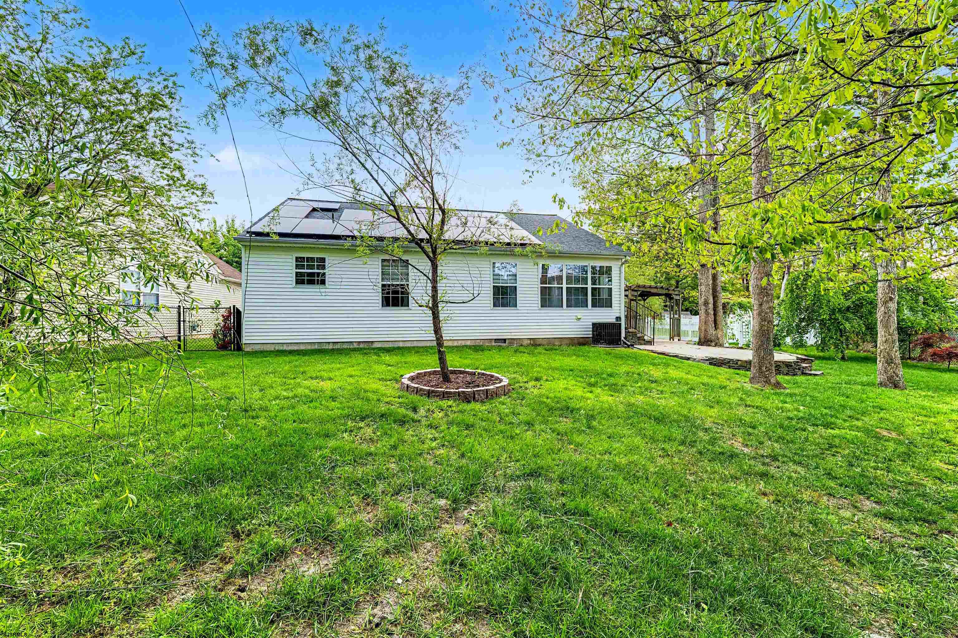 18 Golf Dr