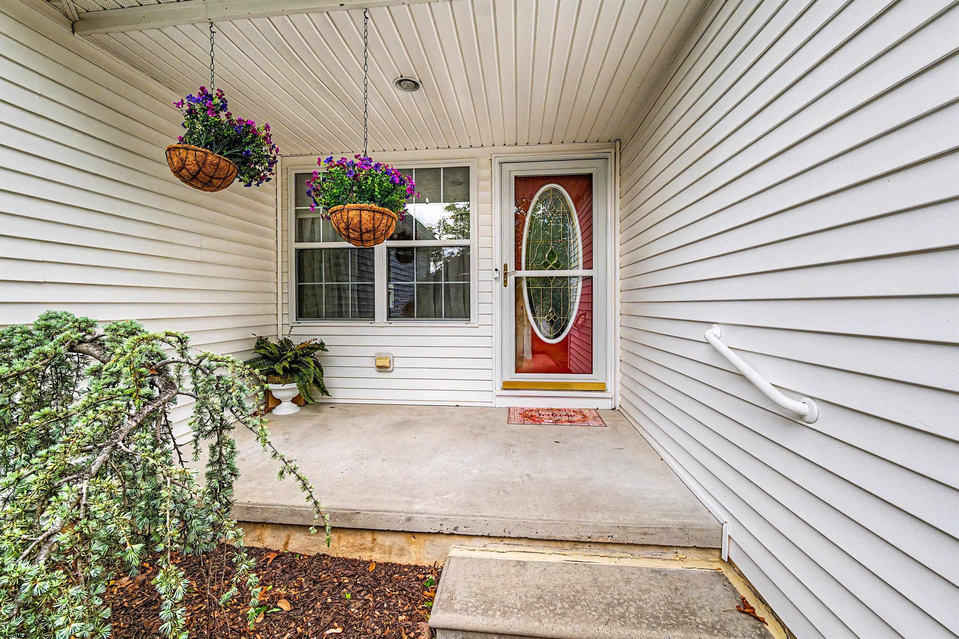 18 Golf Dr