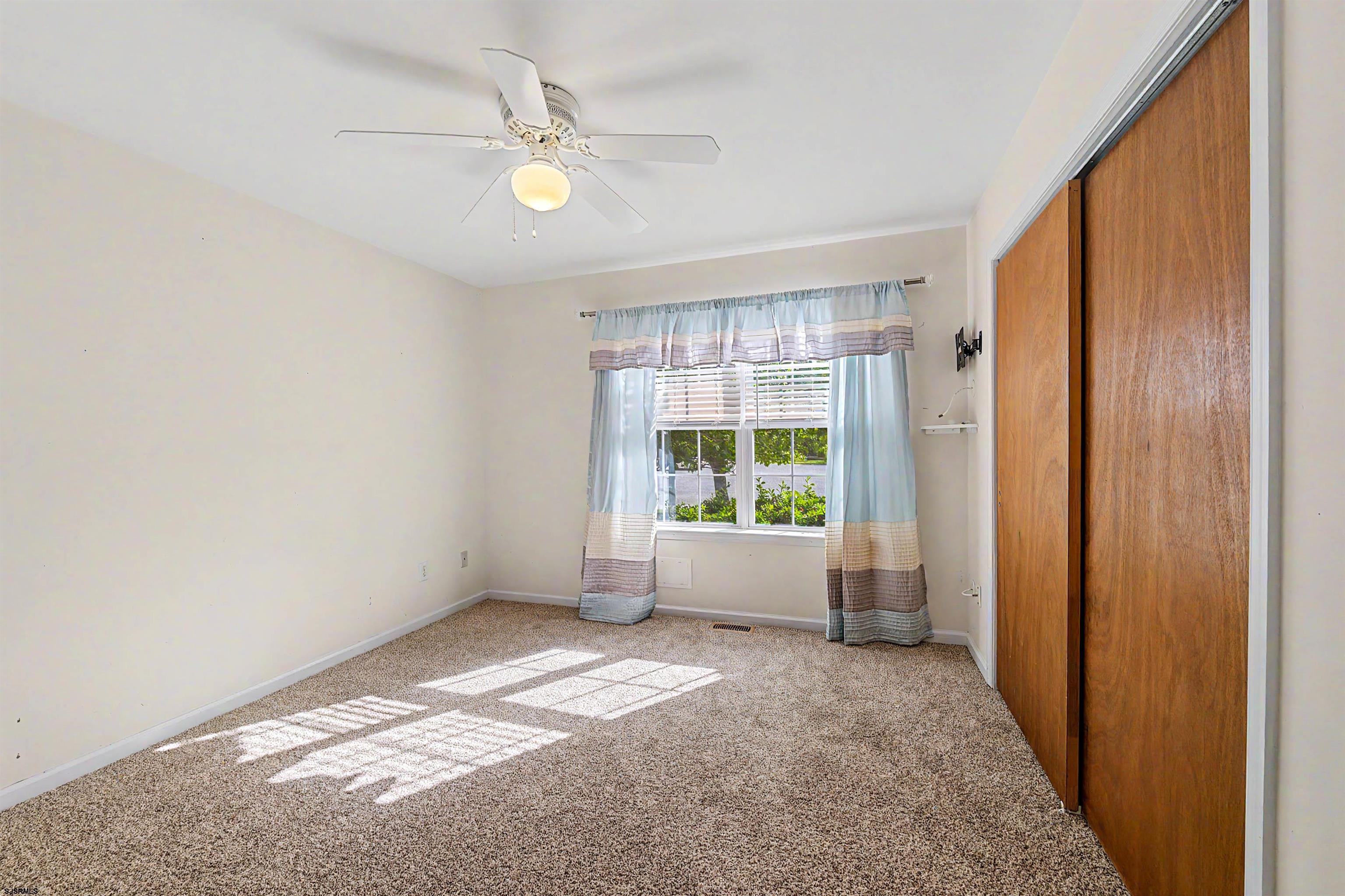 18 Golf Dr