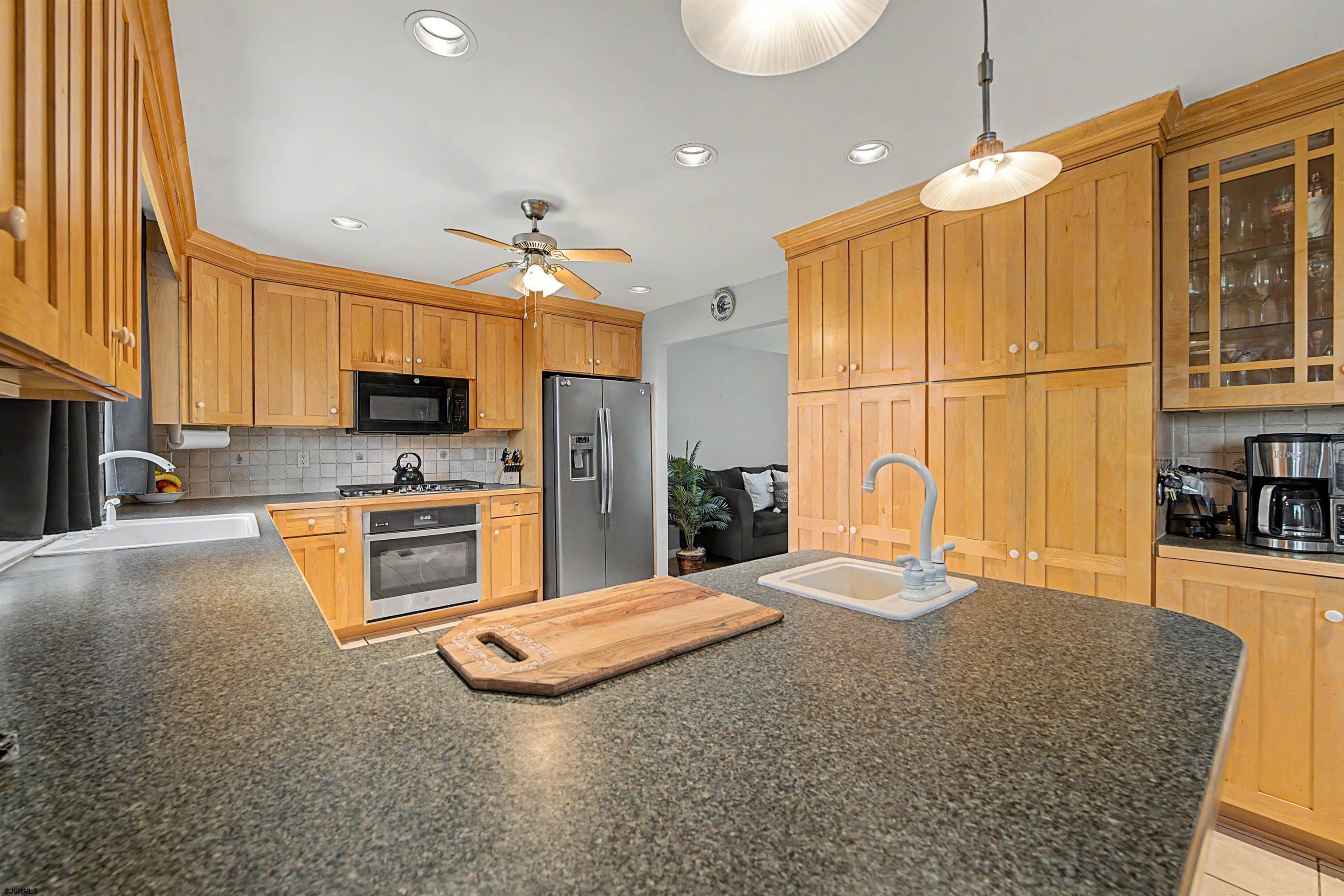 106 Cynwyd Dr