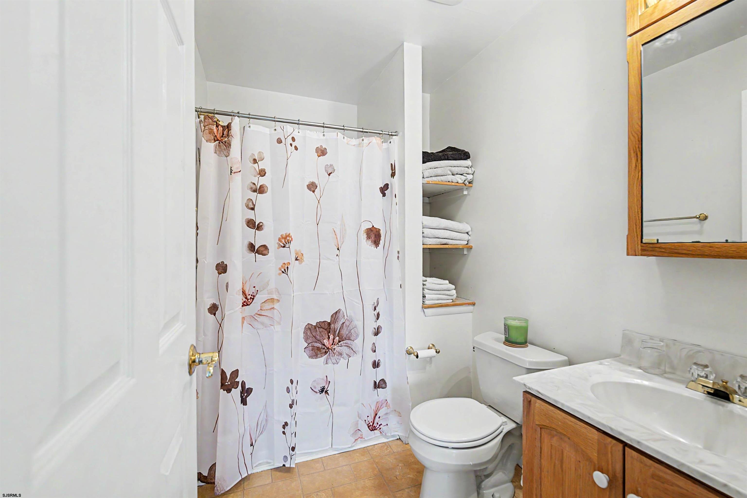 106 Cynwyd Dr