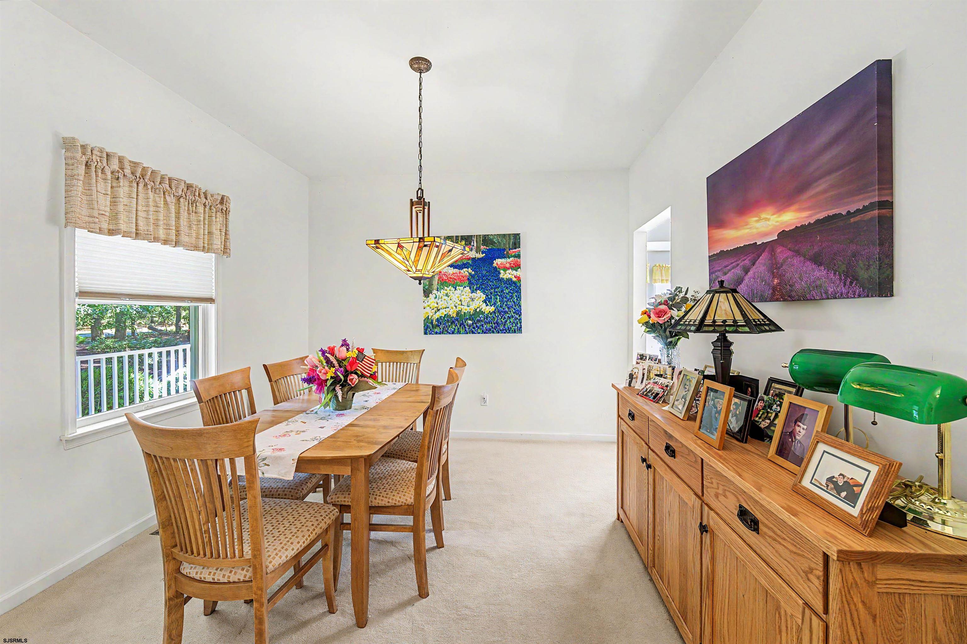 105 S Genoa Ave