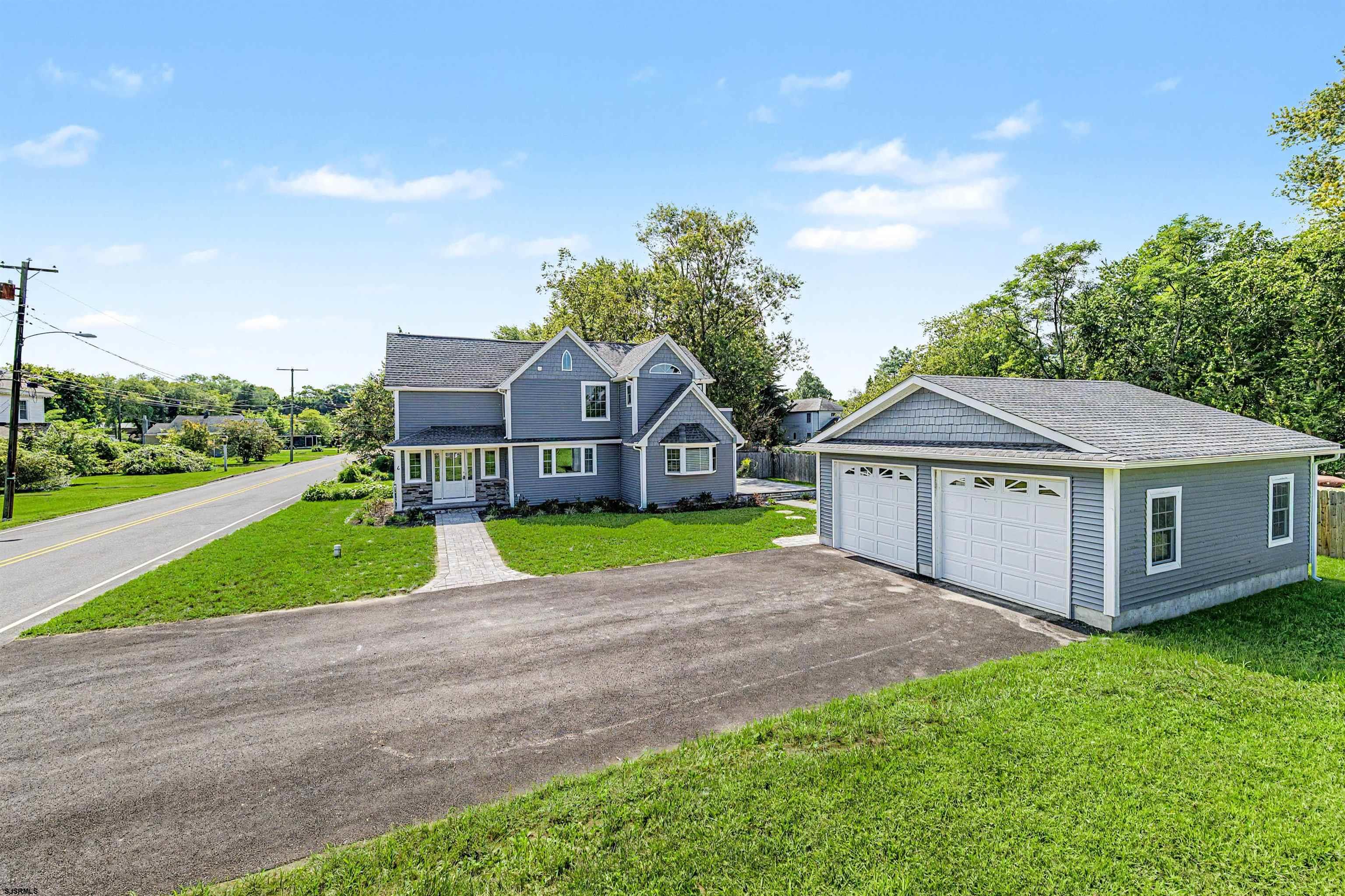 4 S Maple Ave
