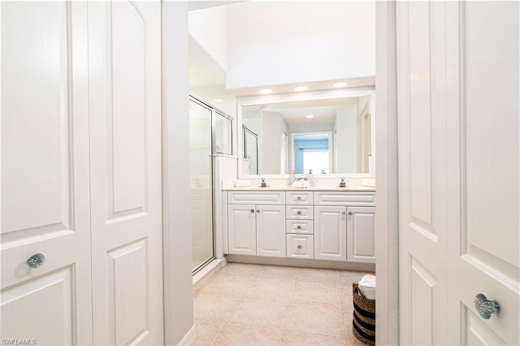 8350 Ibis Cove CIR # 247