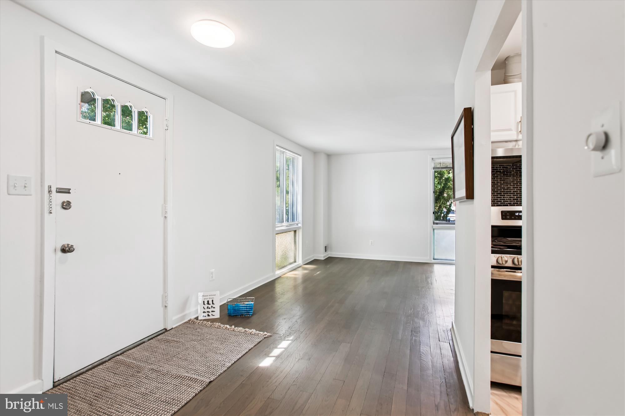 301 I St SW #108