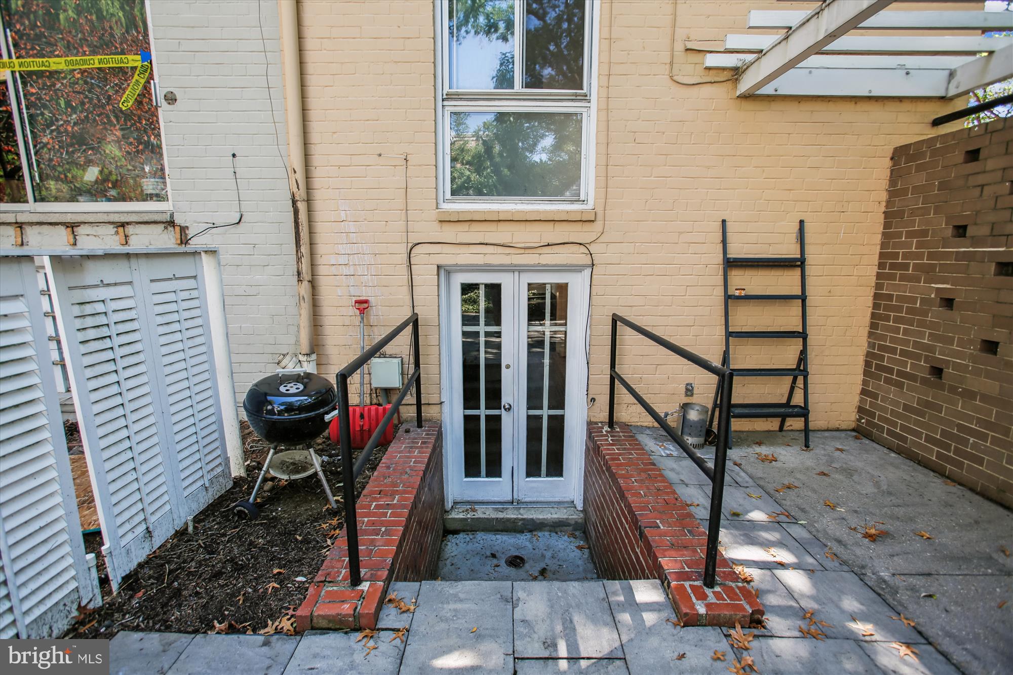301 I St SW #108