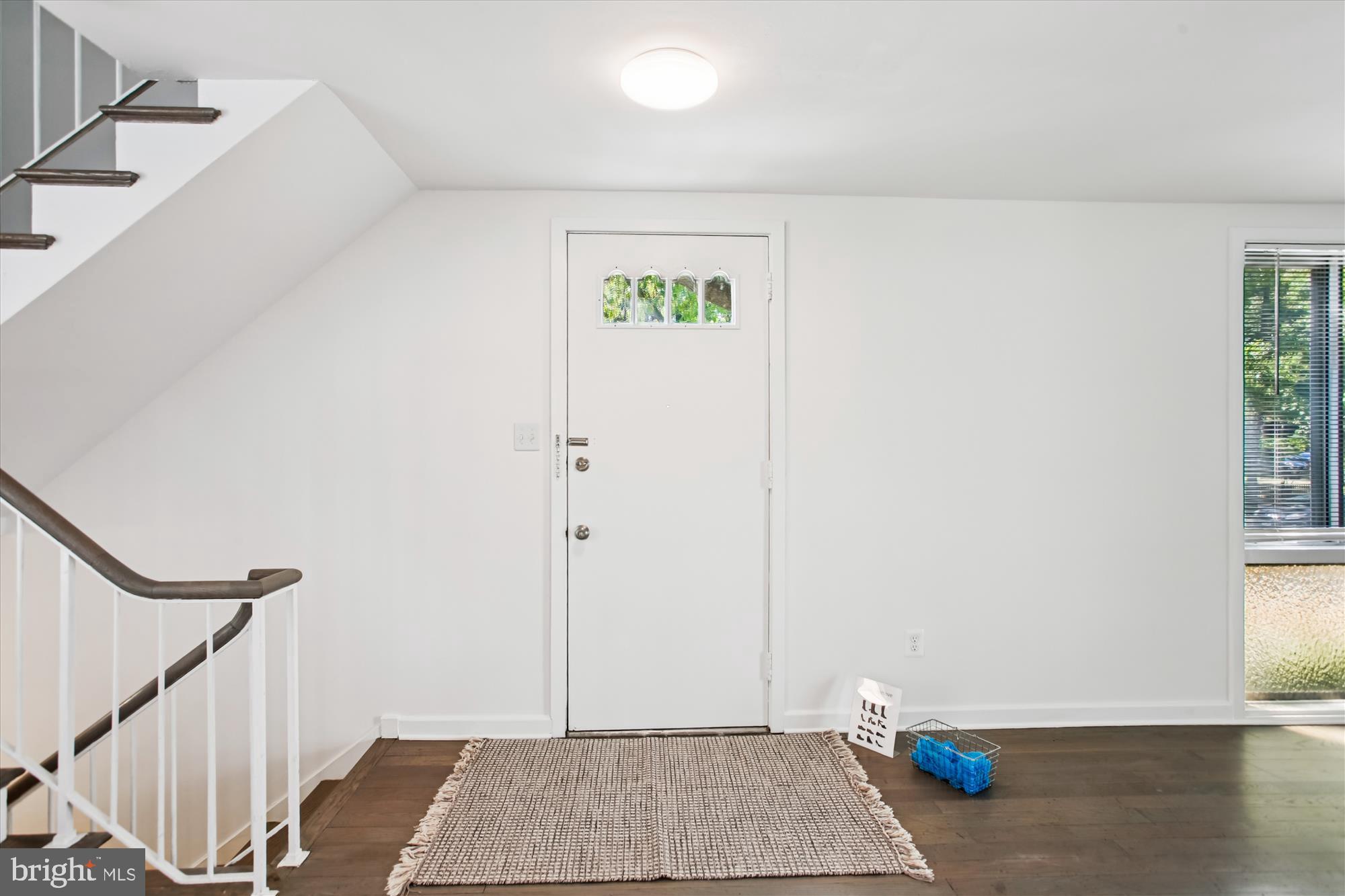 301 I St SW #108