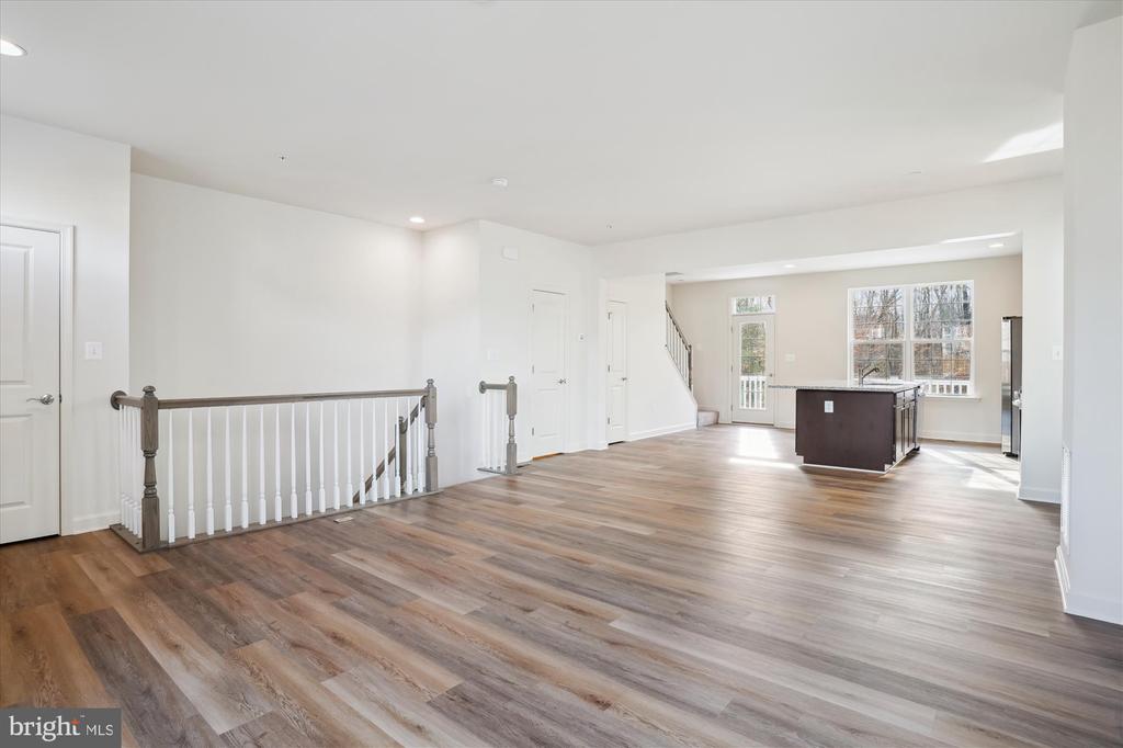 320 BUCKEYE CIR