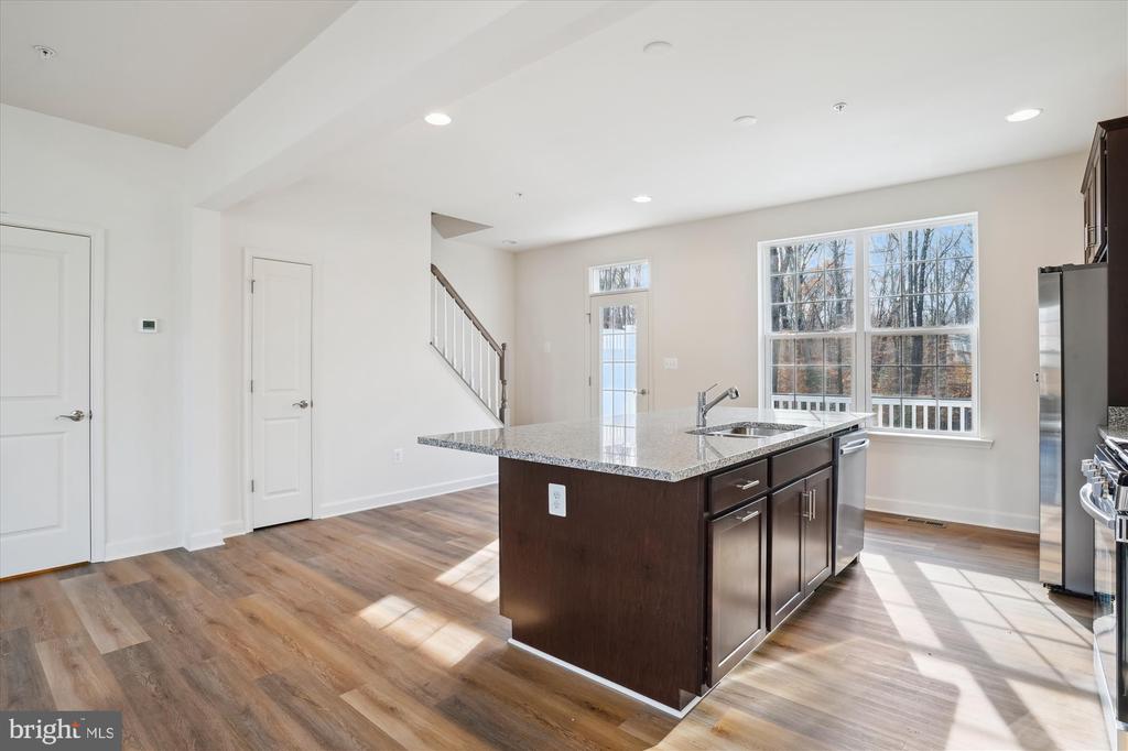 320 BUCKEYE CIR