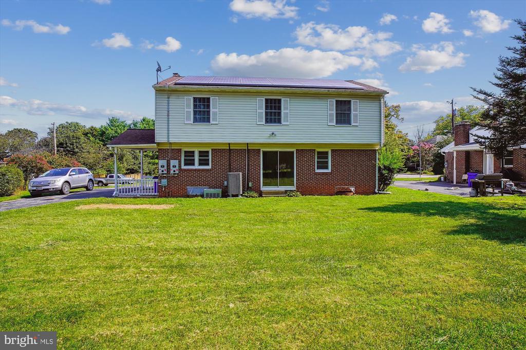 204 Maple Ave
