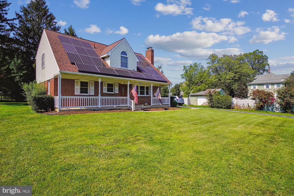 204 Maple Ave