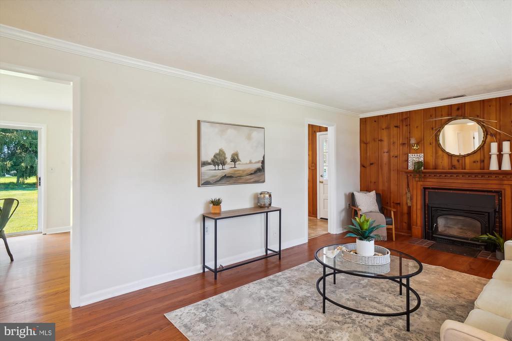 204 Maple Ave