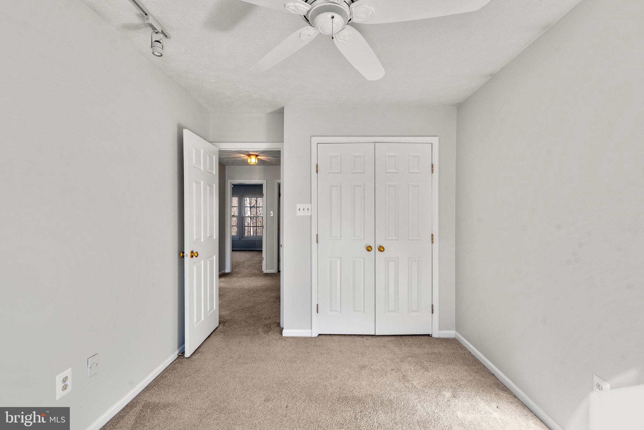 14156 Saddle River Dr