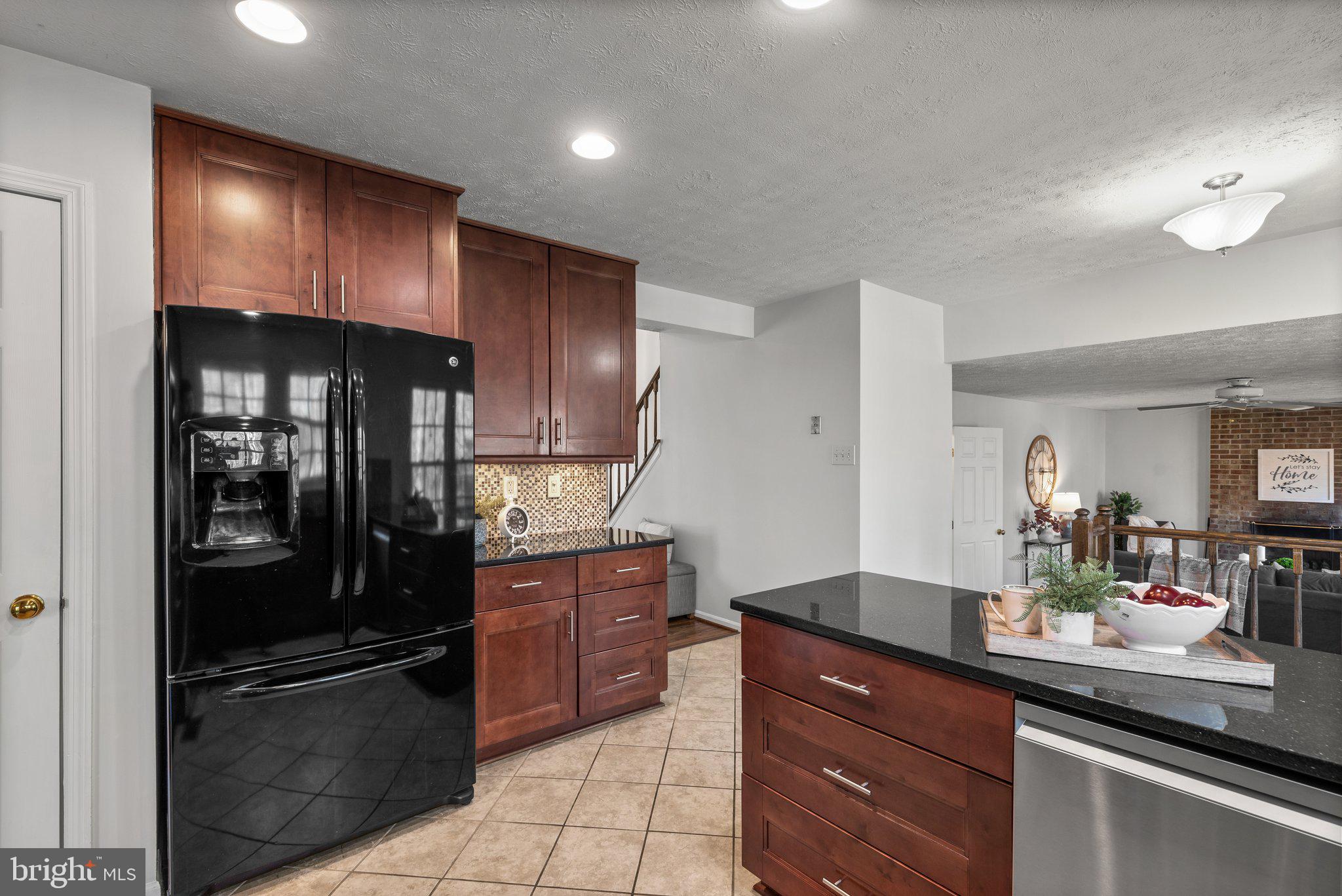 14156 Saddle River Dr