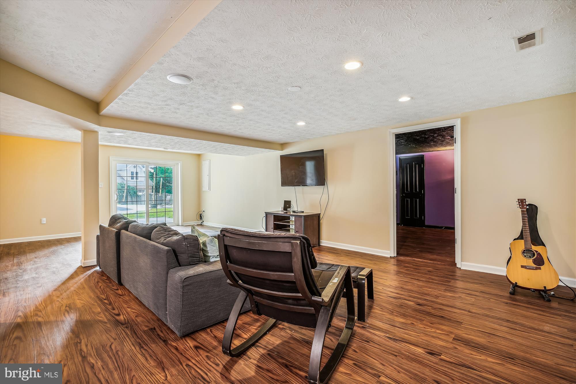 17507 Applewood Ln