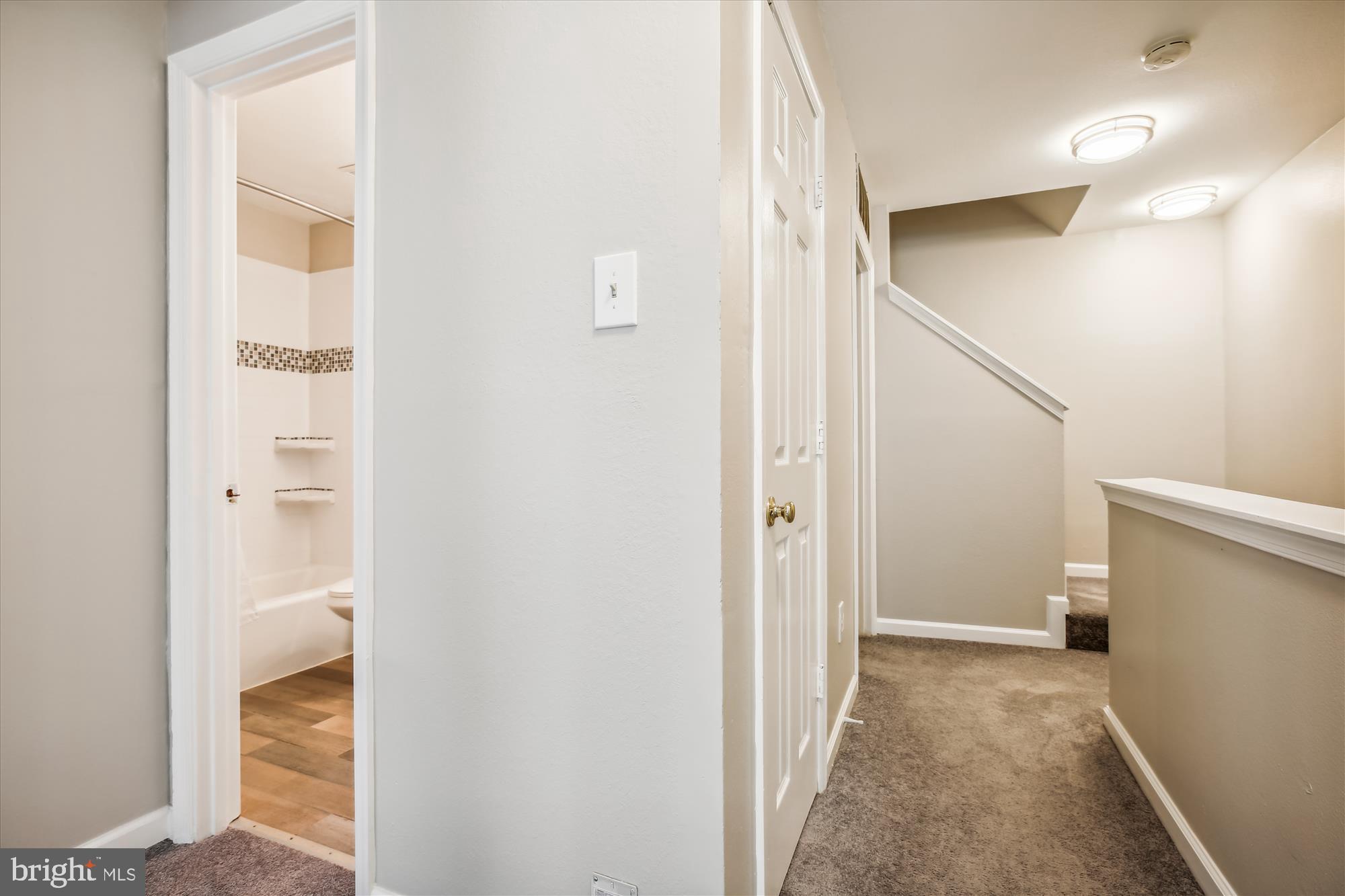 1722 Wilcox Ln