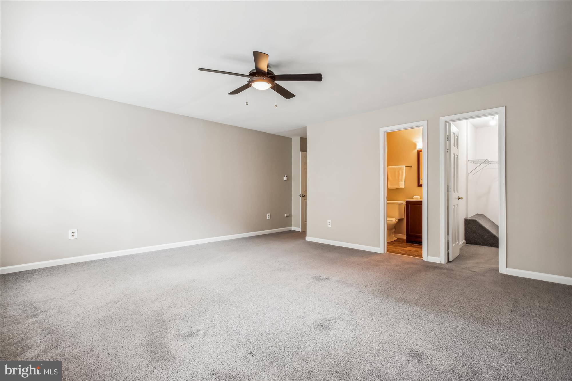 1722 Wilcox Ln